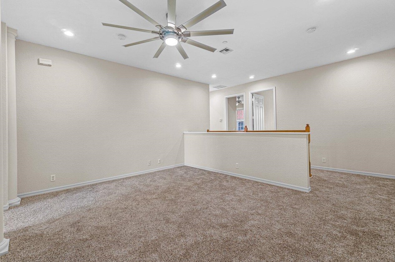 57 Lancaster Rd, Boynton Beach FL 33426-8431 exterior