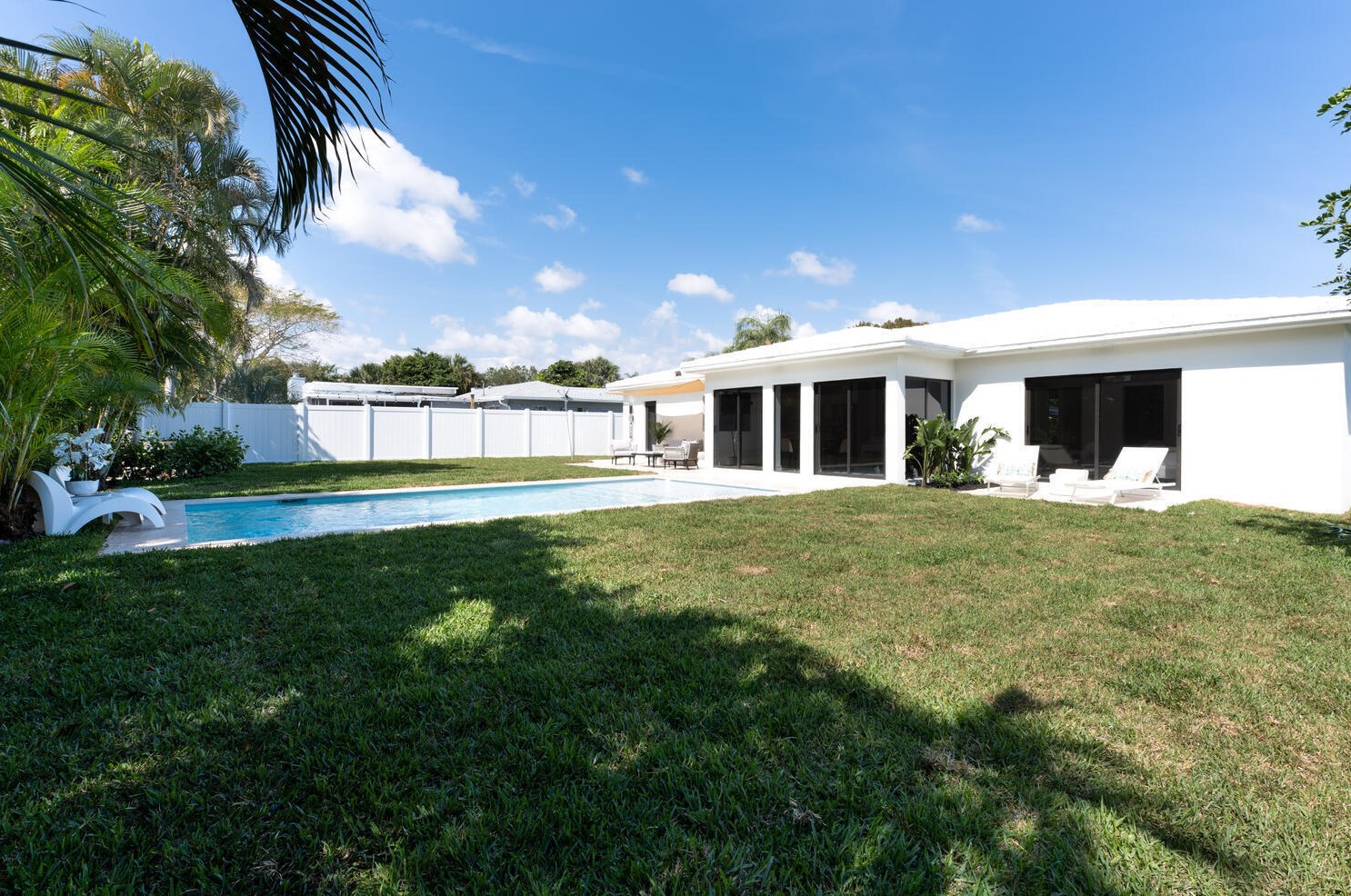 161 Yale Dr, Lake Worth FL  33460-6360 exterior