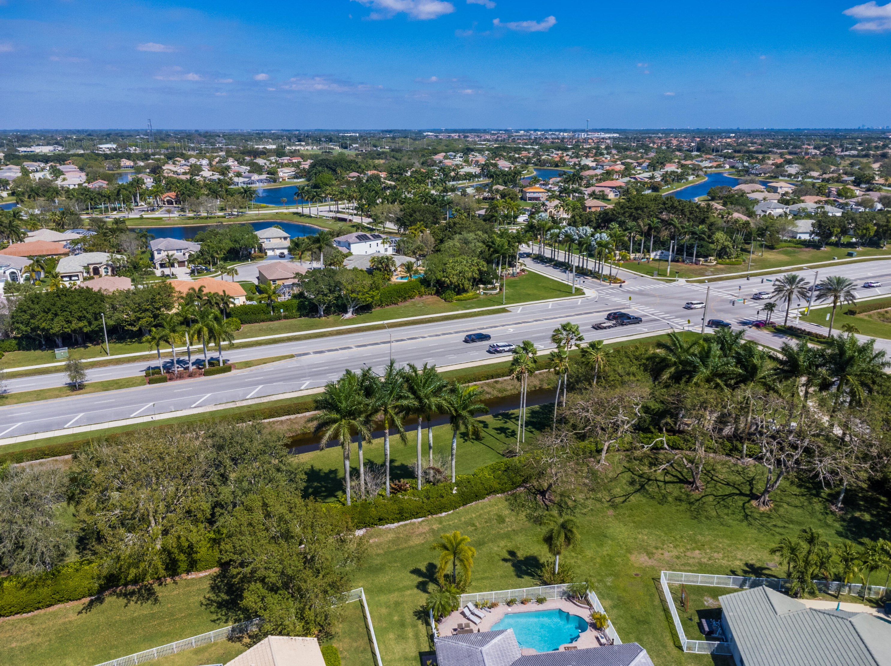 4050 Bahia Isle Cir, Lake Worth FL  33449-8305 exterior