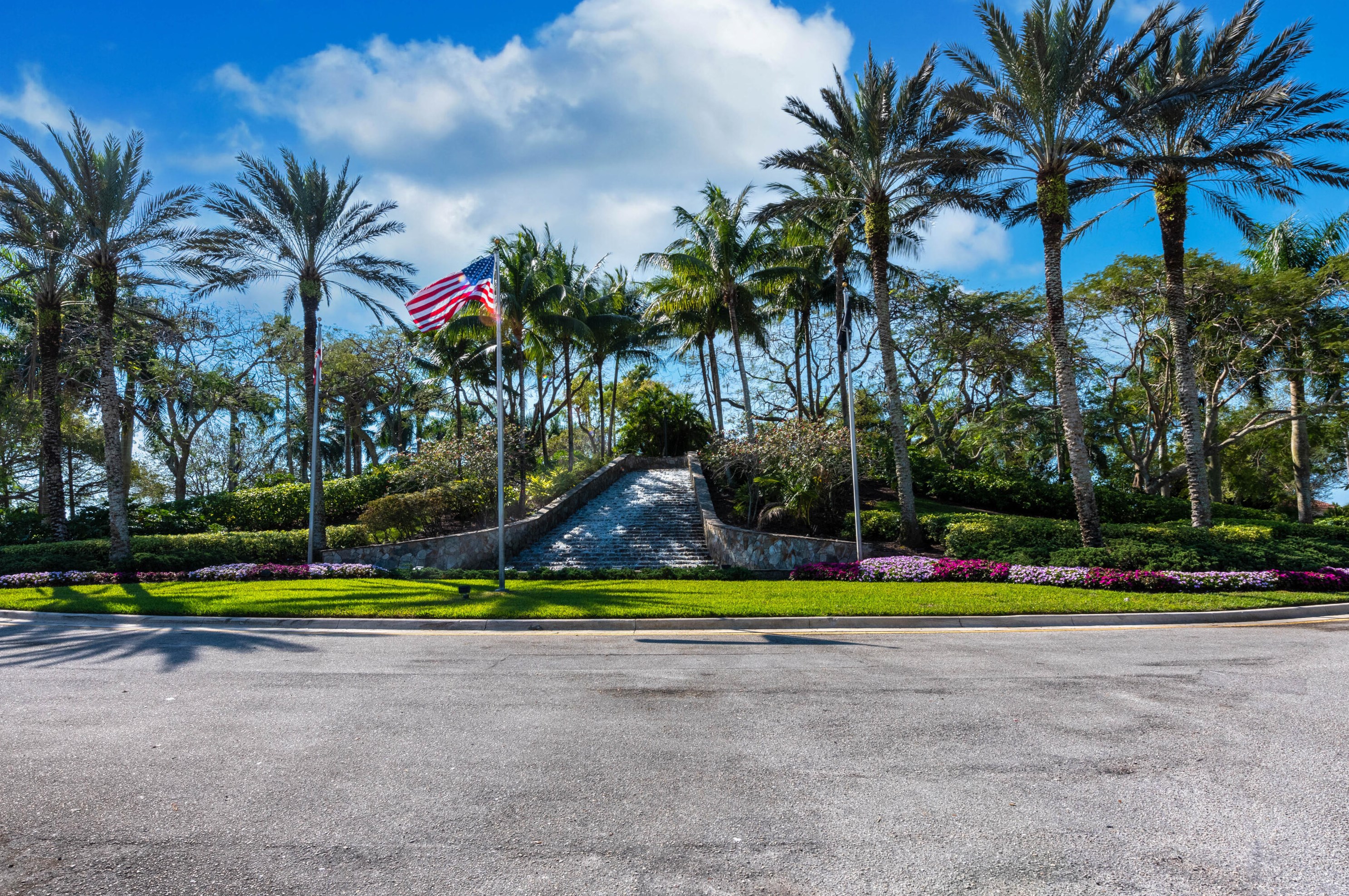 4050 Bahia Isle Cir, Lake Worth FL  33449-8305 exterior