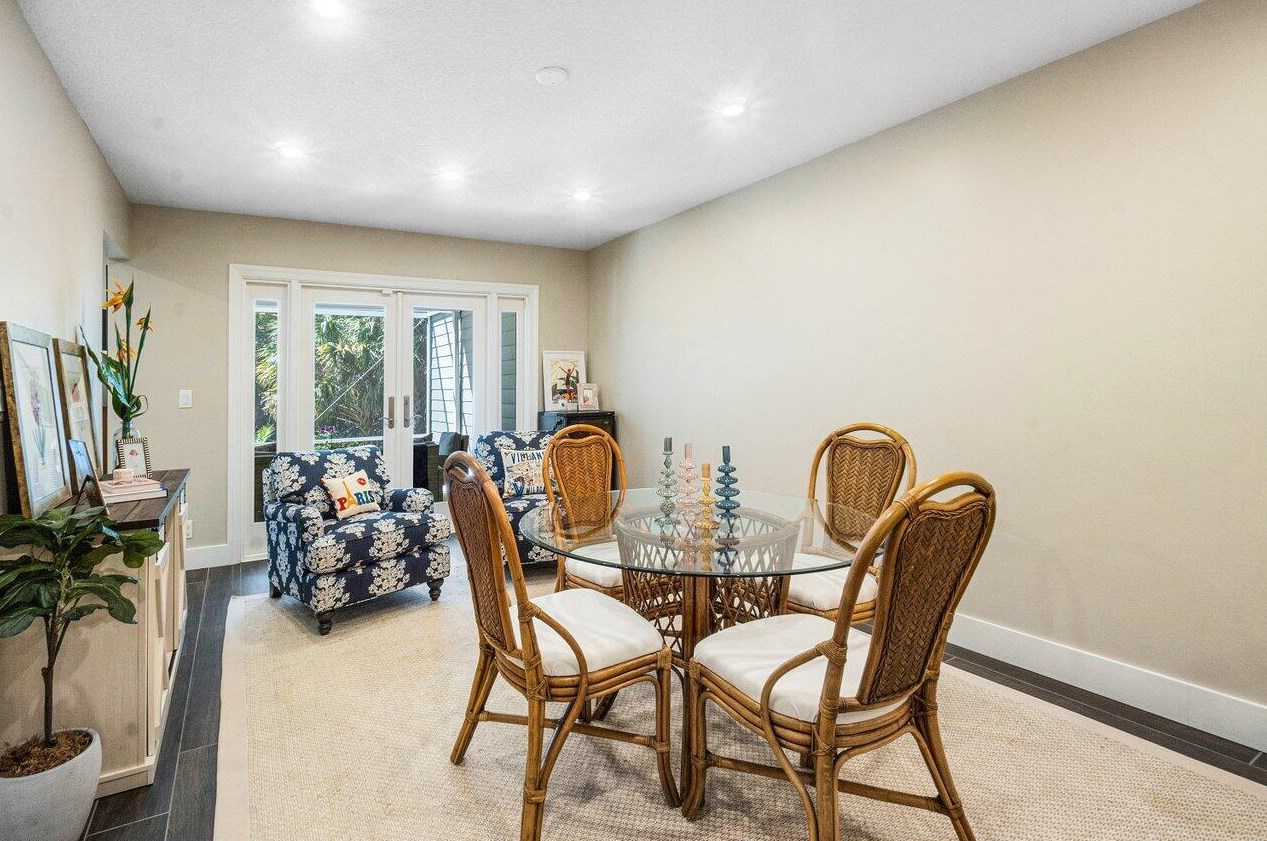 8878 Riverfront Ter, Jupiter FL  33469-1818 exterior