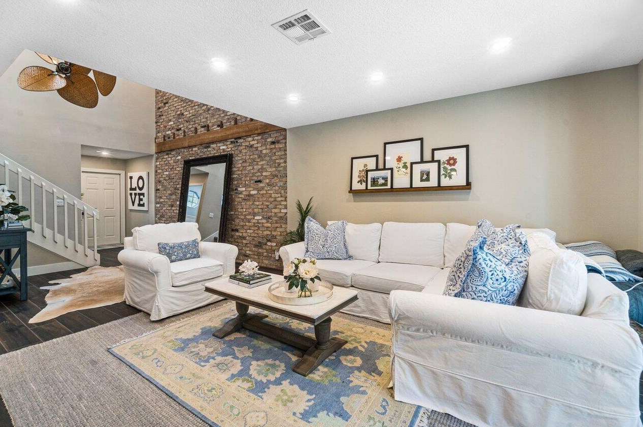 8878 Riverfront Ter, Jupiter FL  33469-1818 exterior