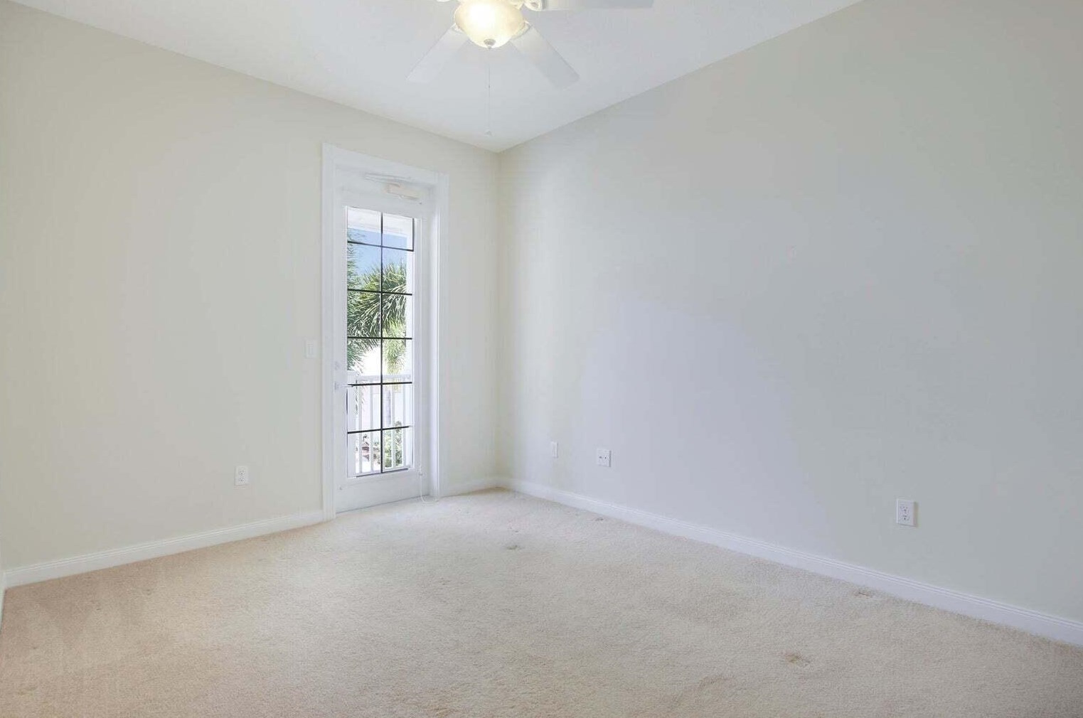 1327 Jeaga Dr, Jupiter FL  33458-8766 exterior