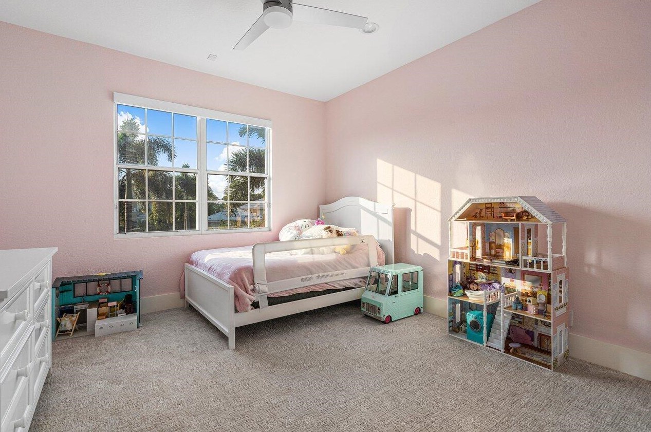 4190 Briarcliff Cir, Boca Raton FL  33496-4067 exterior