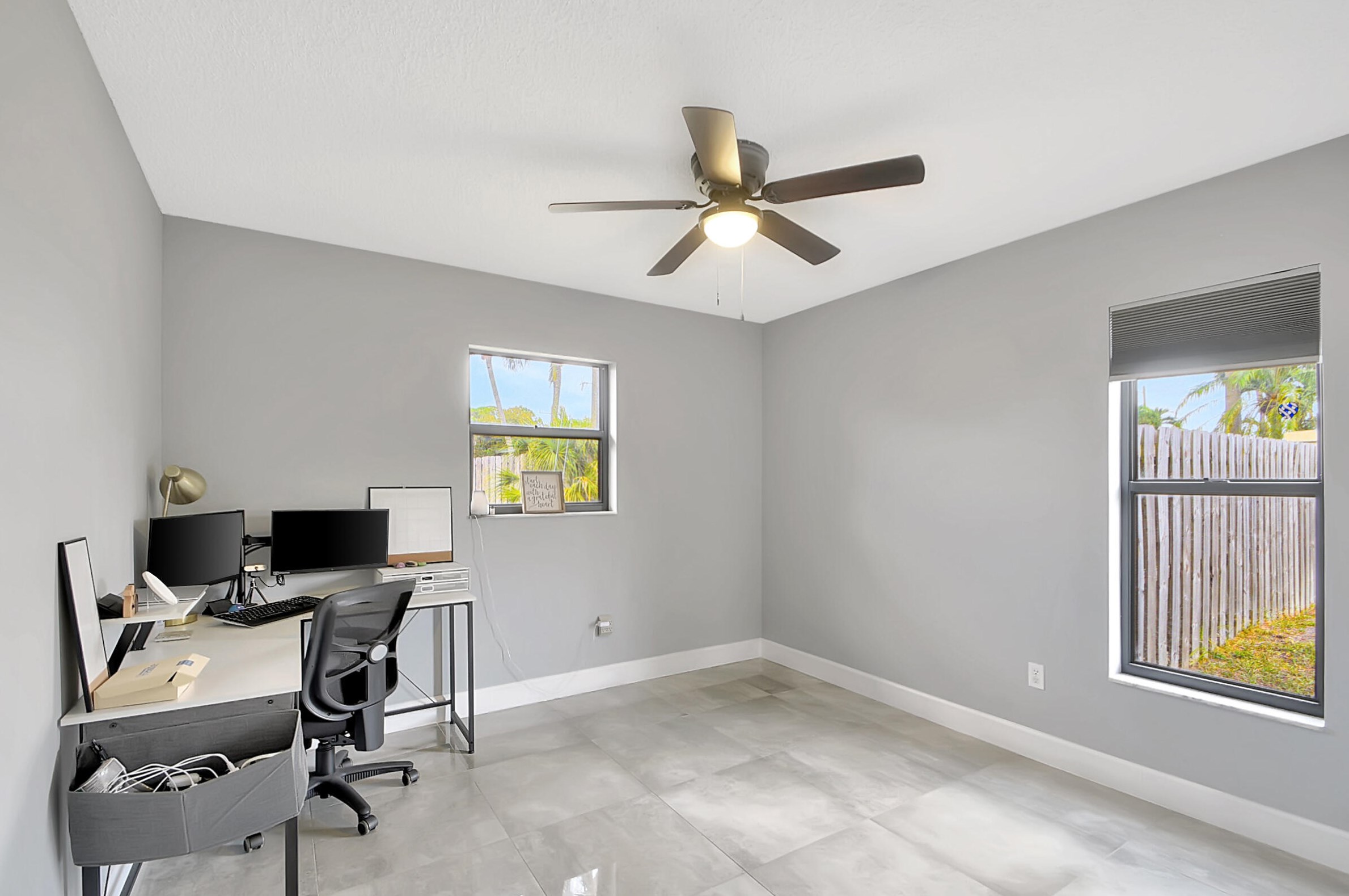 7595 Woodland Creek Ln, Lake Worth FL  33467-6582 exterior