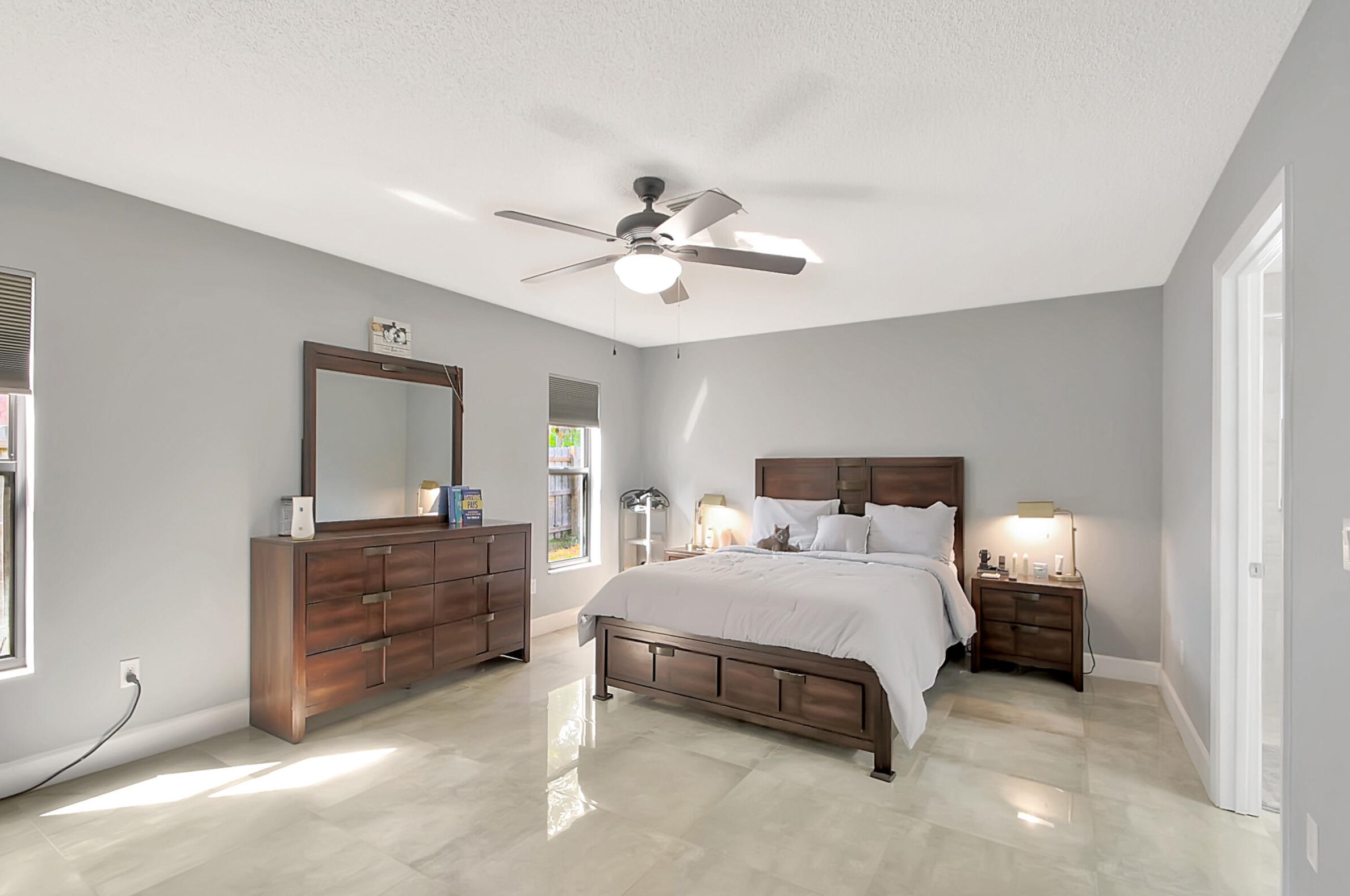 7595 Woodland Creek Ln, Lake Worth FL  33467-6582 exterior