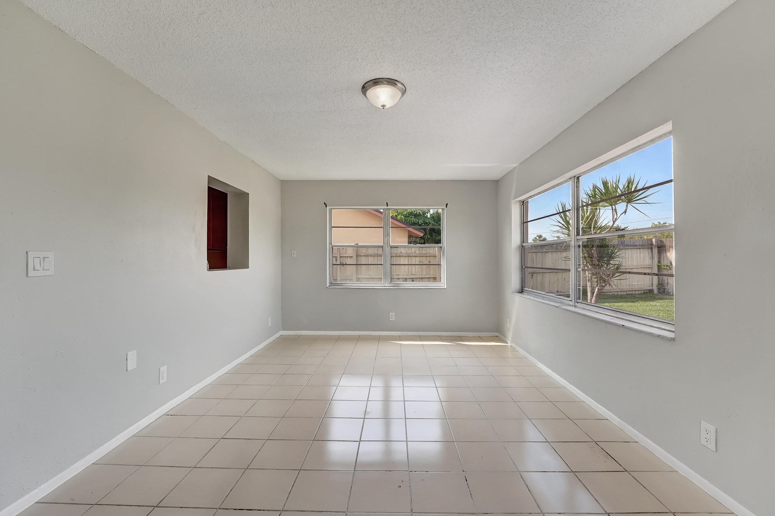 9726 Richmond Cir, Boca Raton FL  33434-2315 exterior