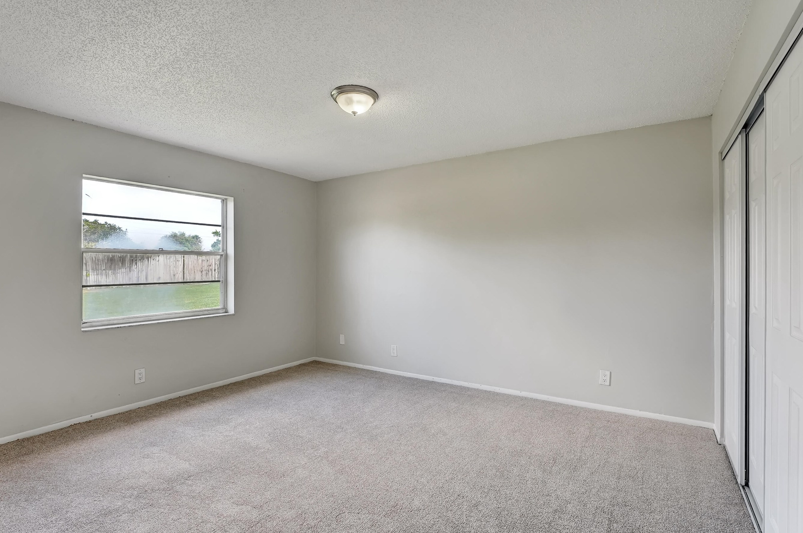 9726 Richmond Cir, Boca Raton FL  33434-2315 exterior