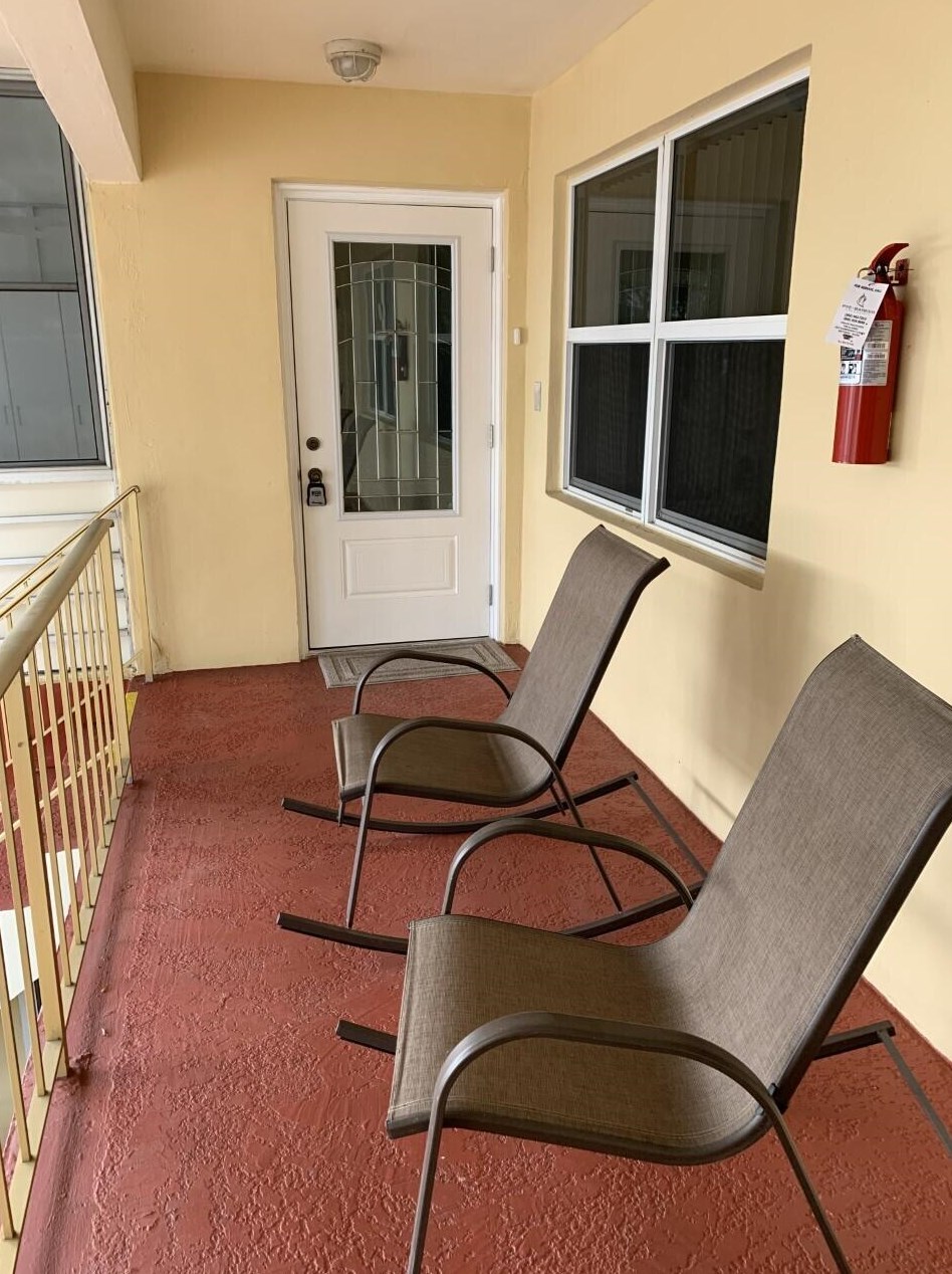 124 Stratford I, West Palm Beach, FL 33417
