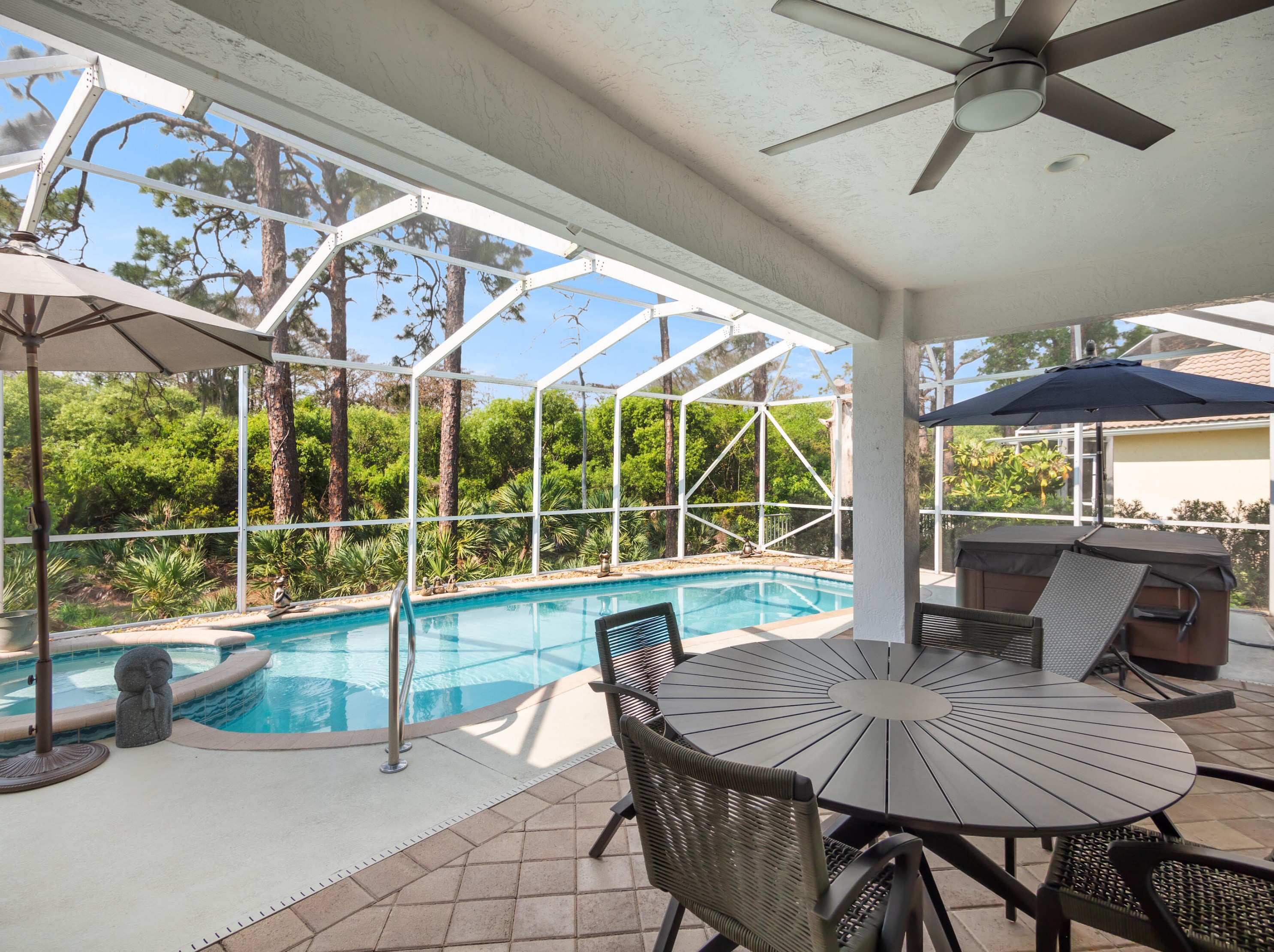8085 Morningwood Pl, Hobe Sound FL  33455-7921 exterior