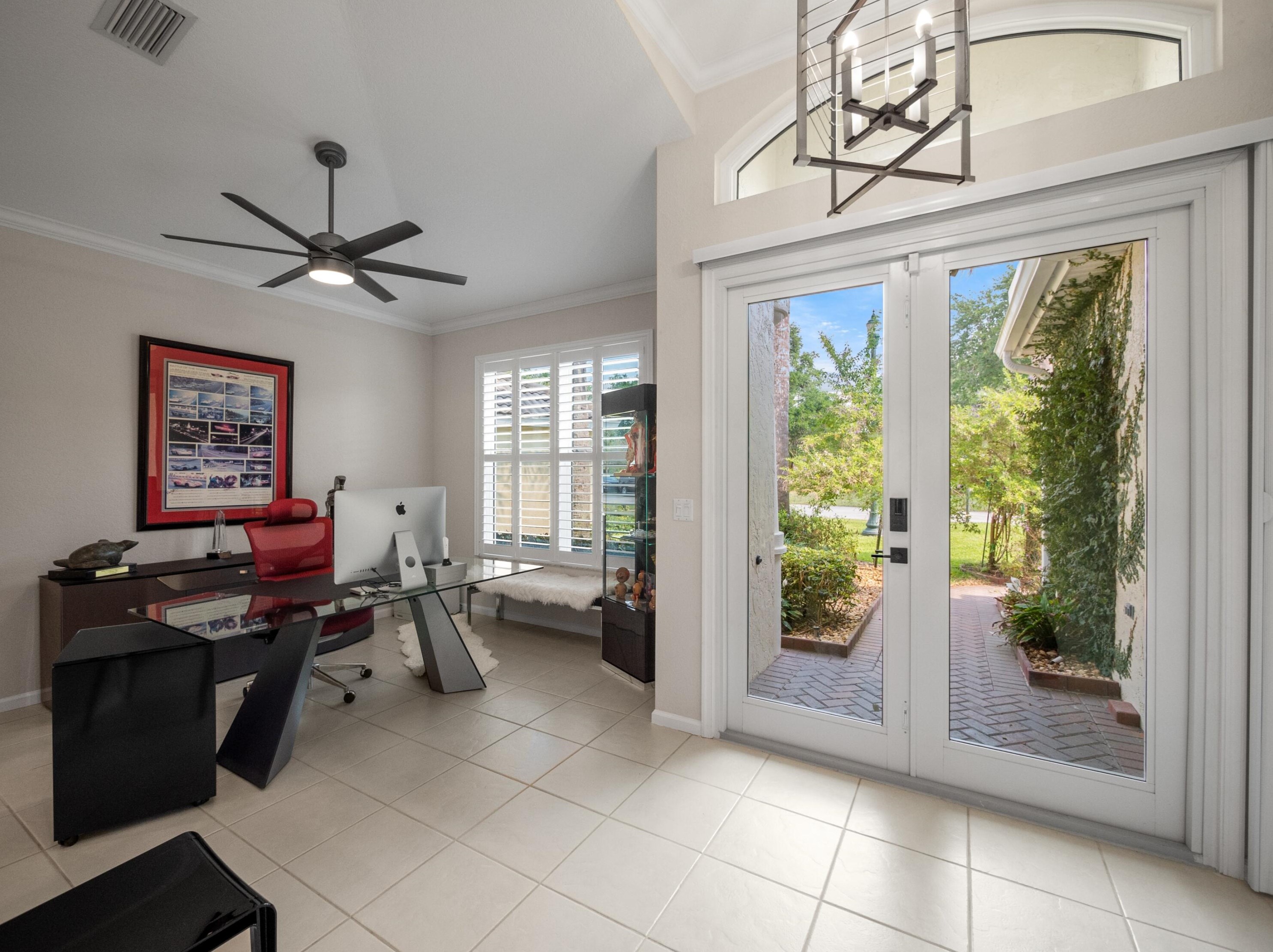 8085 Morningwood Pl, Hobe Sound FL  33455-7921 exterior