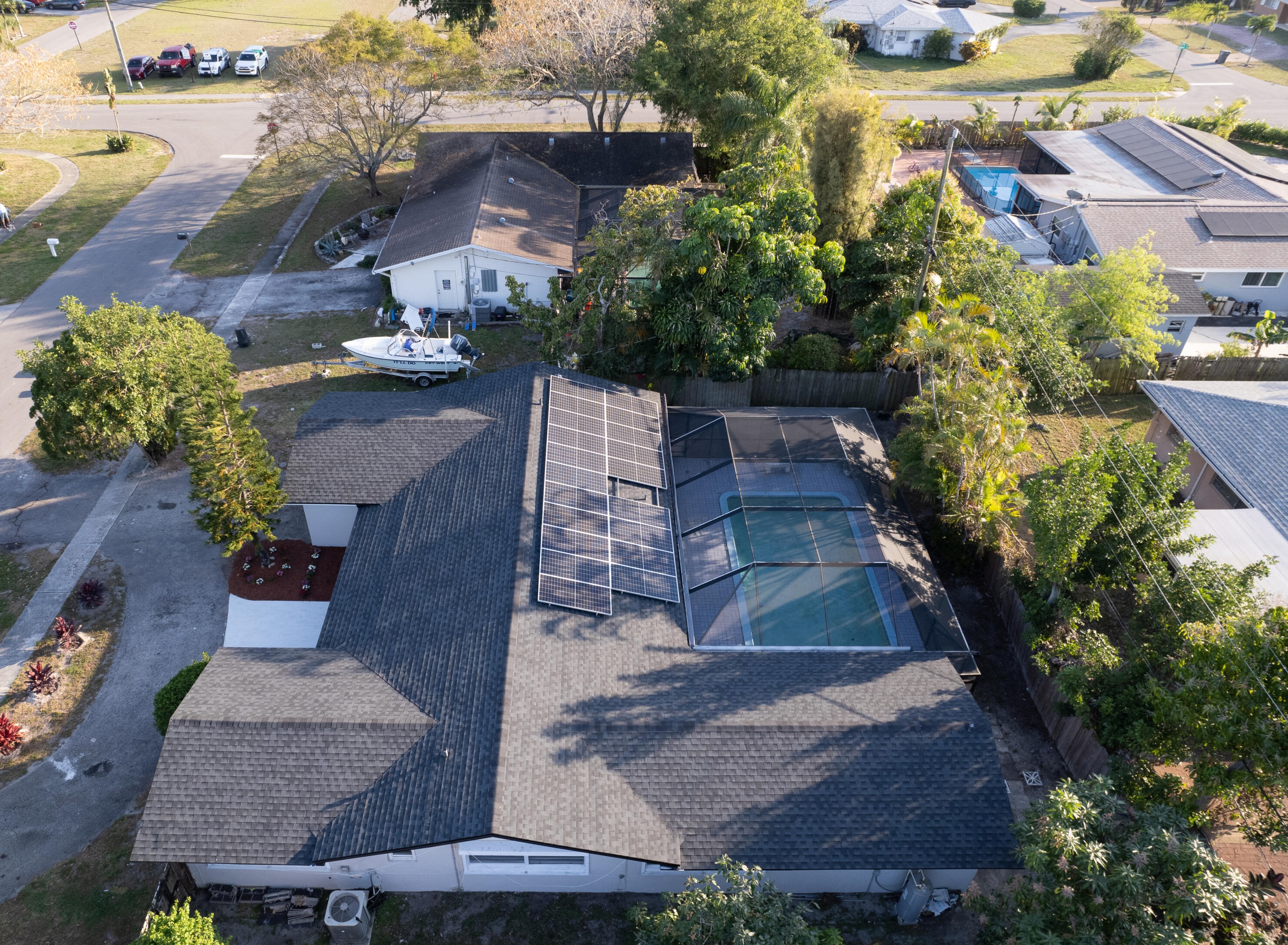 1283 Wynnewood Dr, West Palm Beach FL  33417-5660 exterior