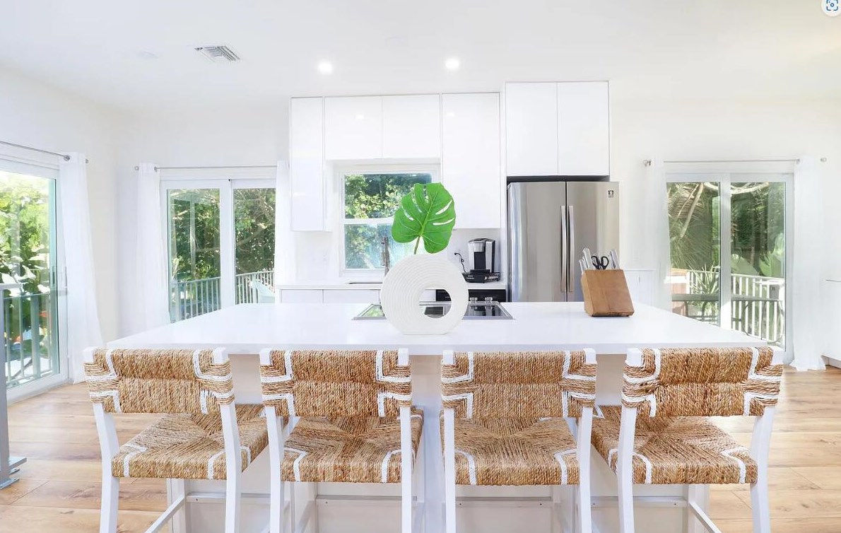 952 Lake Wyman Rd, Boca Raton FL  33431-7807 exterior