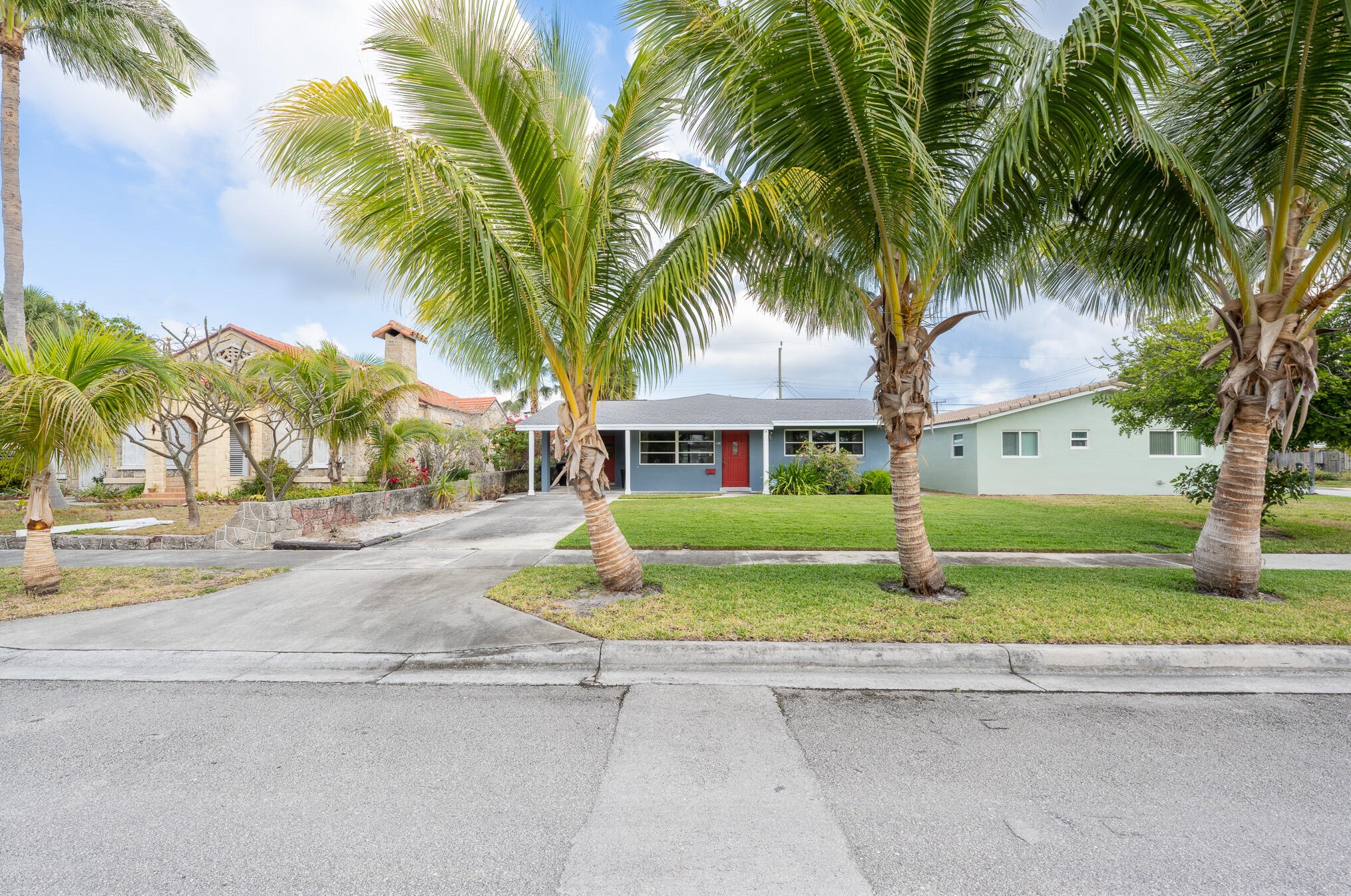 106 Auburn Dr, Lake Worth FL  33460-6310 exterior