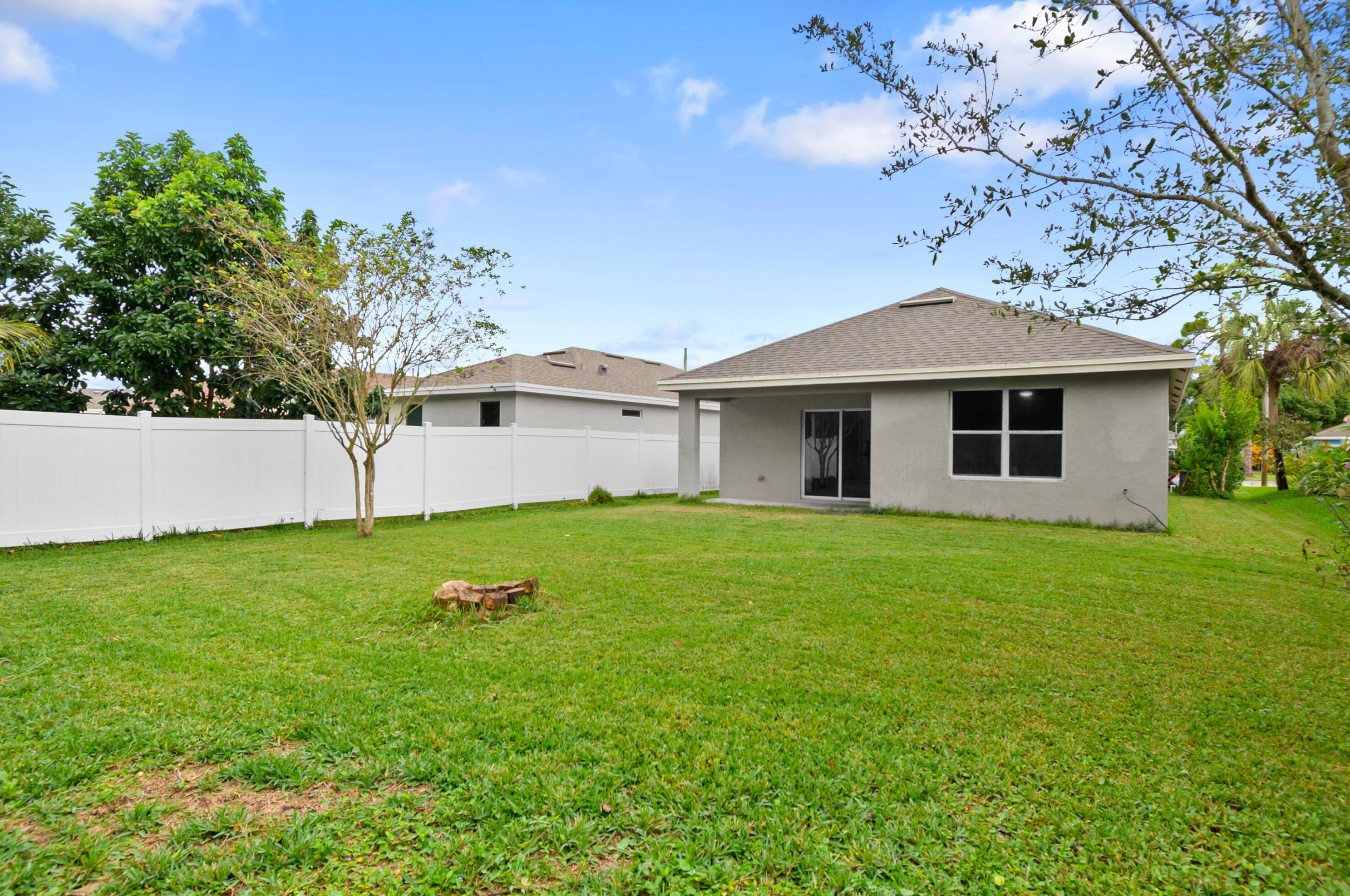 6798 Mitchell St, Jupiter FL  33458-3858 exterior