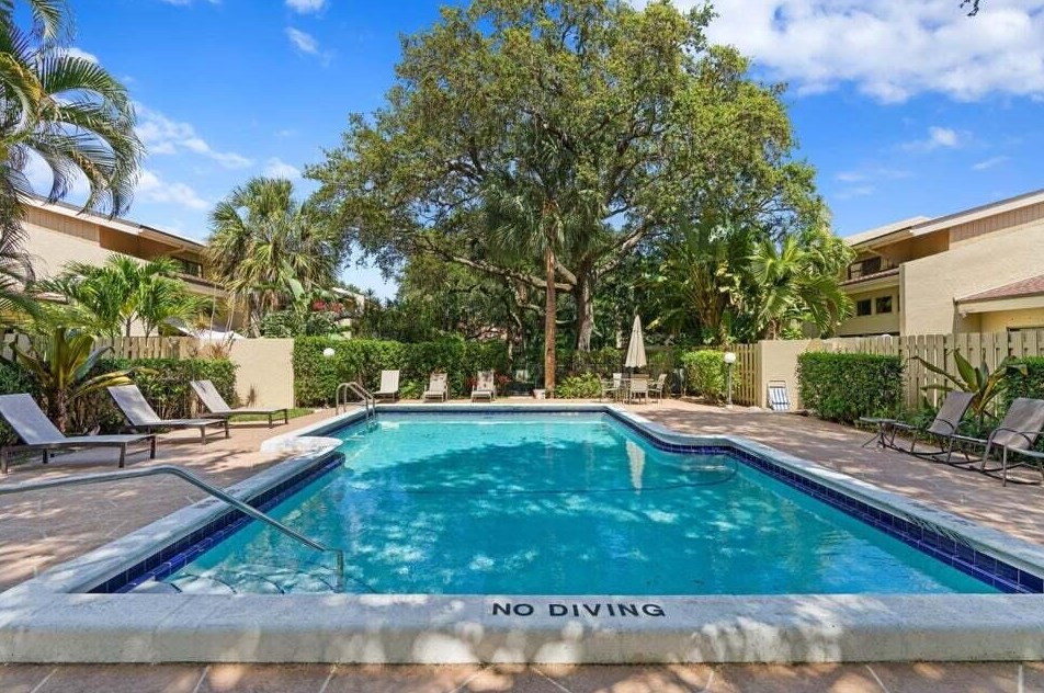 1400 9th Ave, Boca Raton FL  33486-5403 exterior