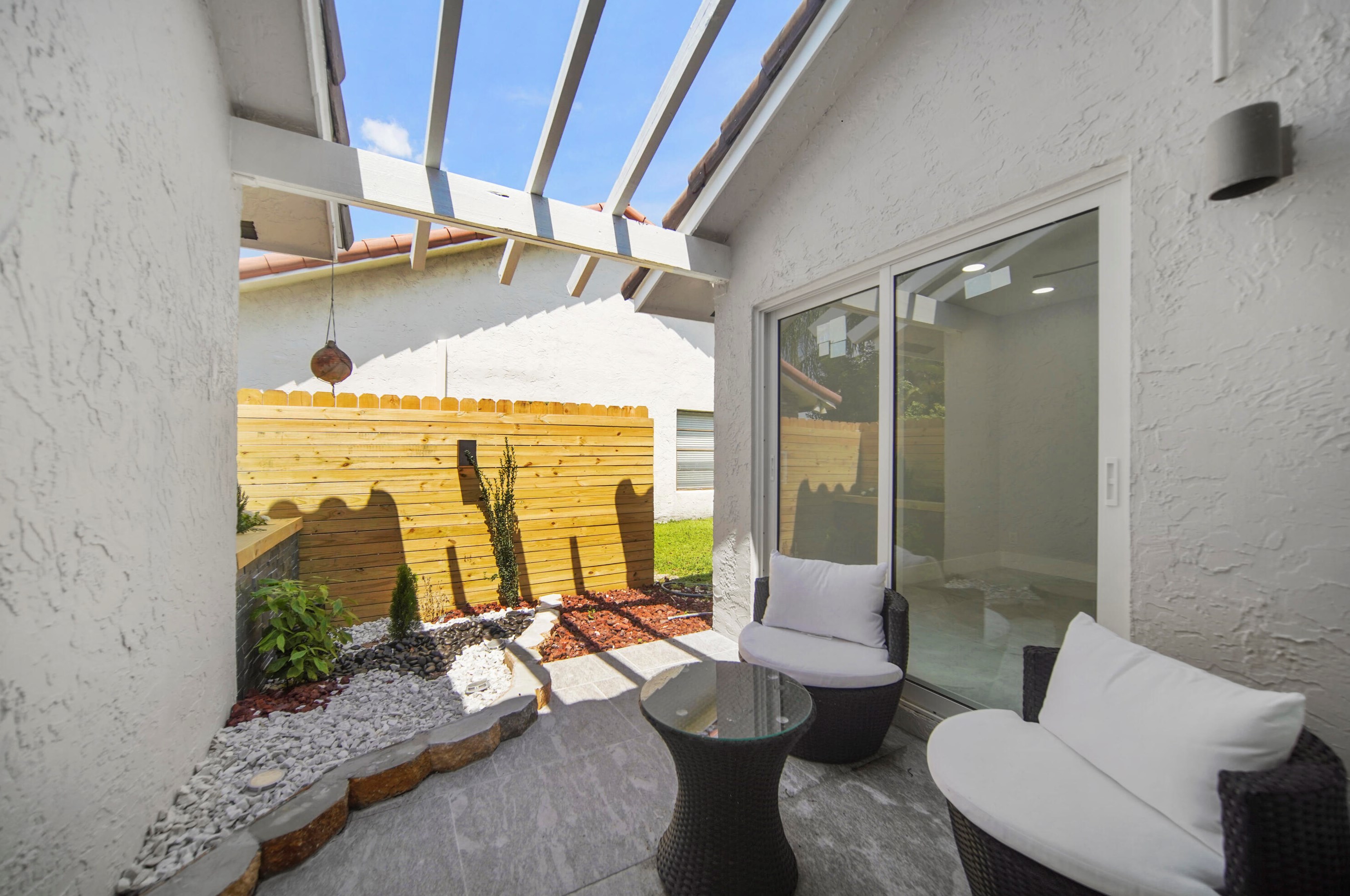 10095 Camelback Ln, Boca Raton FL  33498-4714 exterior