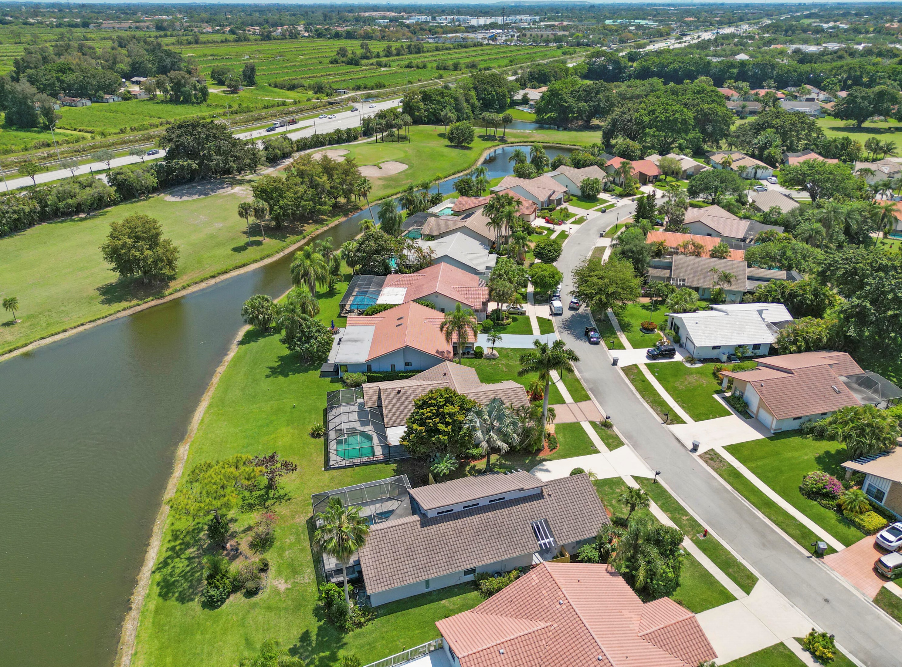 10095 Camelback Ln, Boca Raton FL  33498-4714 exterior