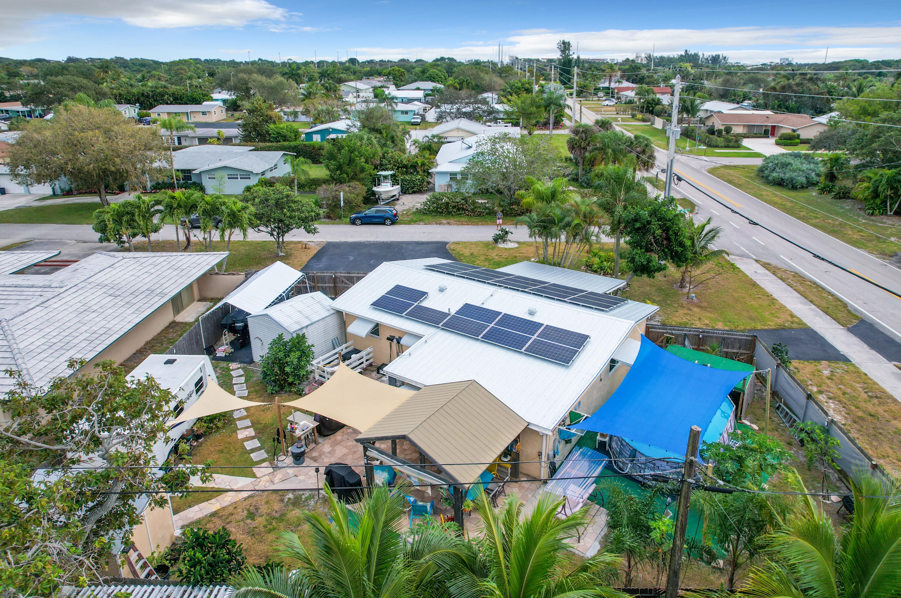 19198 Bryant Dr, Jupiter FL  33469-1612 exterior