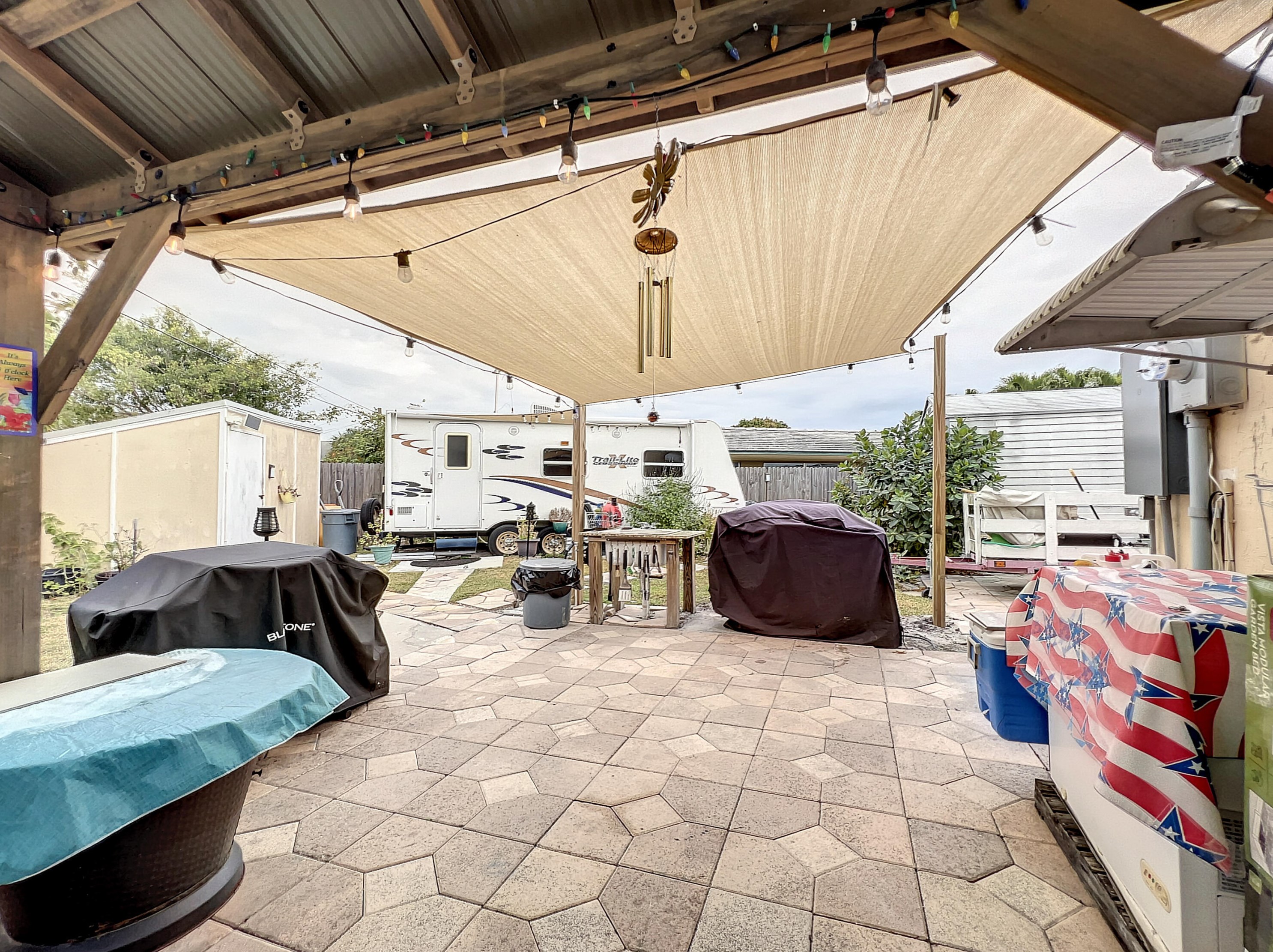 19198 Bryant Dr, Jupiter FL  33469-1612 exterior