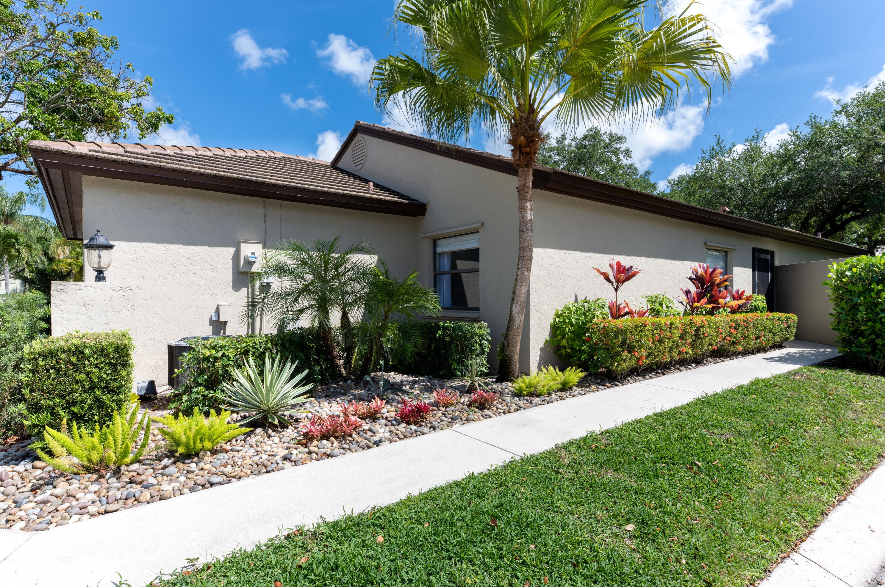 63 Ironwood Way, West Palm Beach FL  33418-3742 exterior