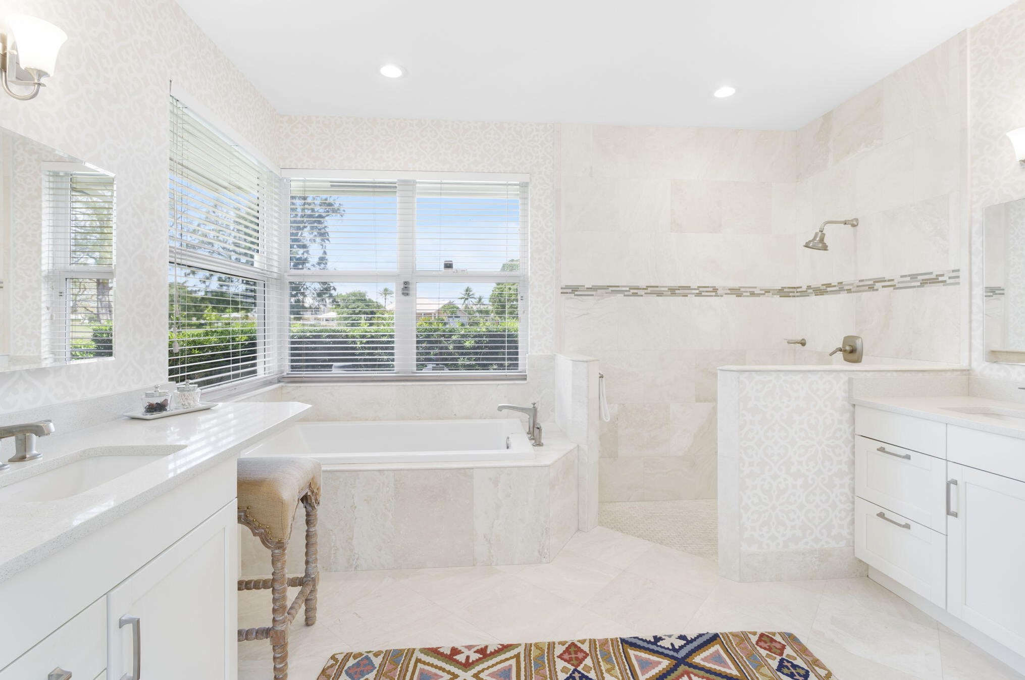 189 Orange Tree Dr, Lake Worth FL 33462-1129 exterior