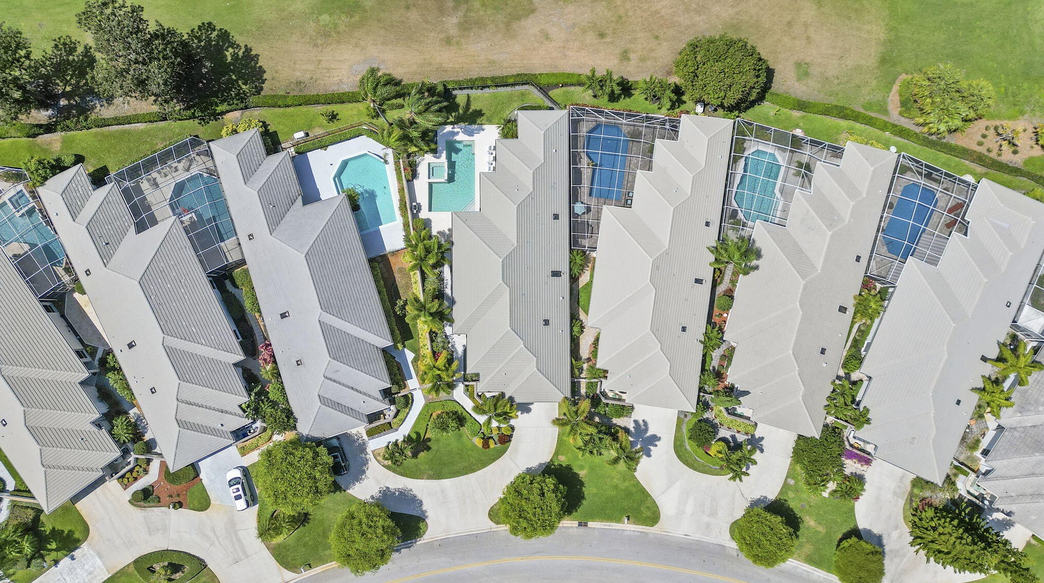 189 Orange Tree Dr, Lake Worth FL 33462-1129 exterior