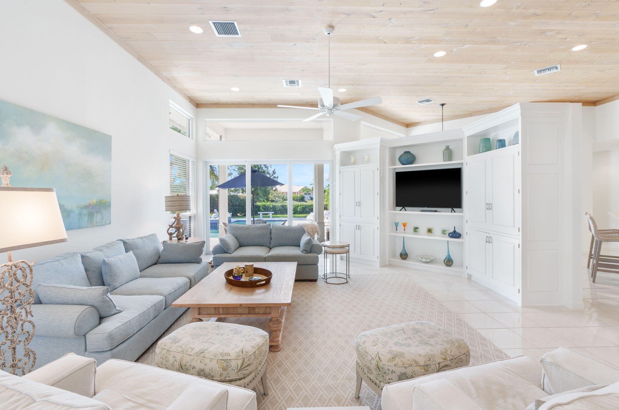 189 Orange Tree Dr, Lake Worth FL 33462-1129 exterior