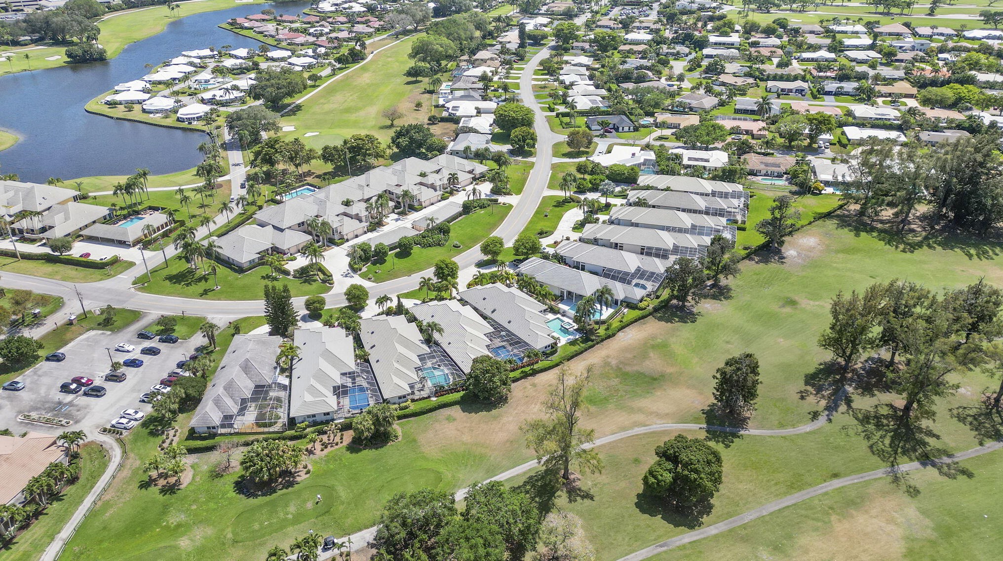 189 Orange Tree Dr, Lake Worth FL 33462-1129 exterior