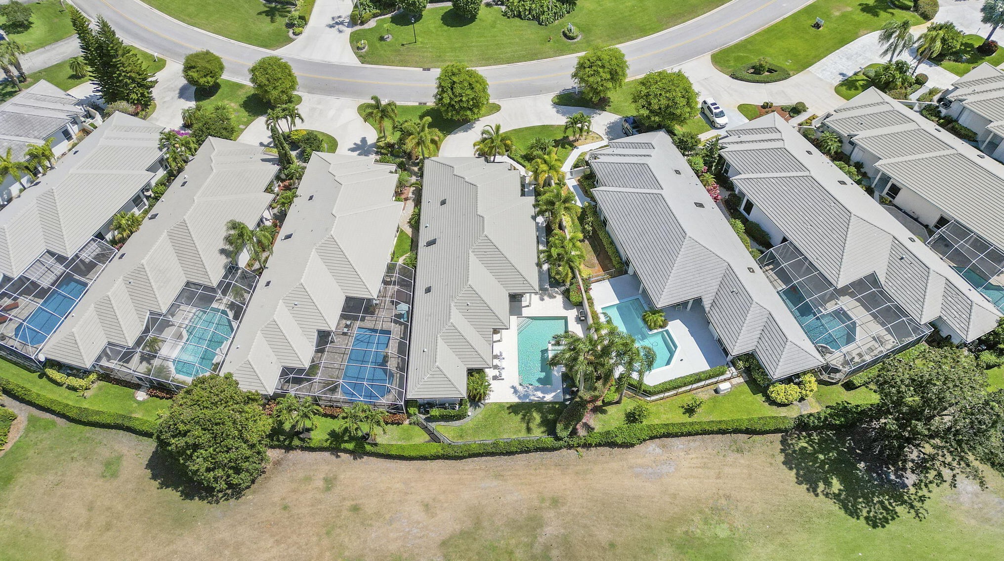 189 Orange Tree Dr, Lake Worth FL 33462-1129 exterior