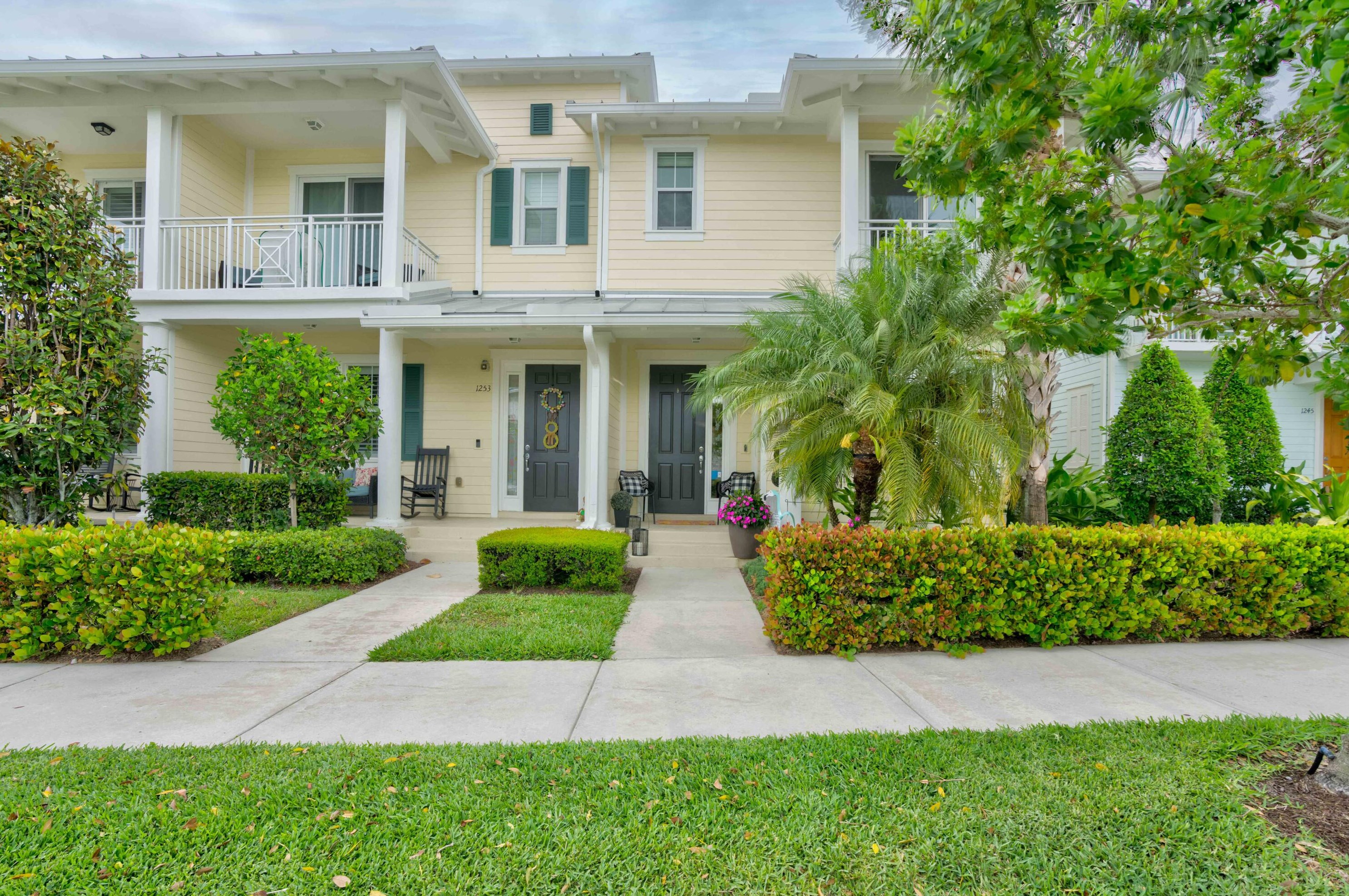 1249 Islamorada Dr, Jupiter FL  33458-8268 exterior