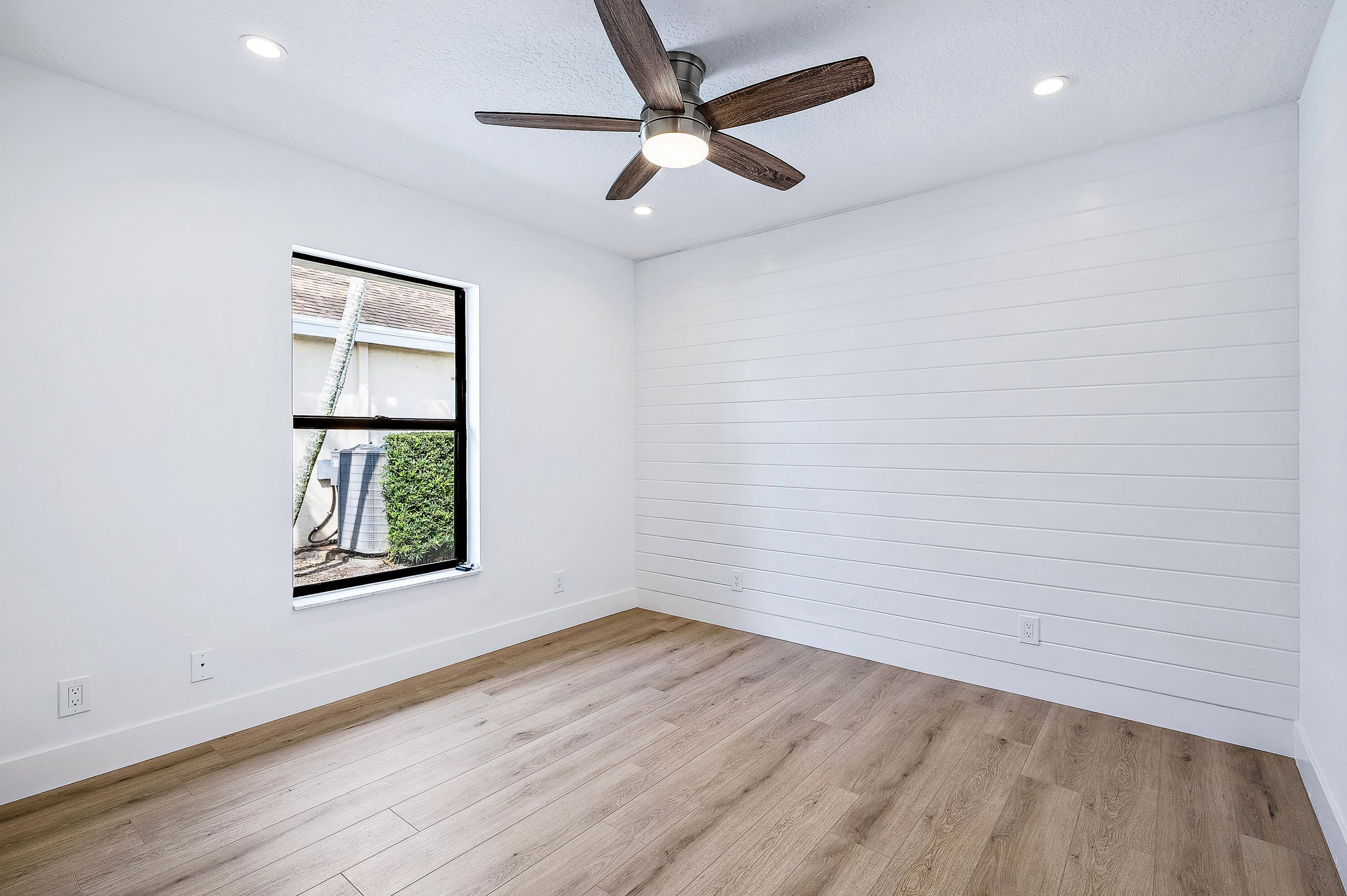 9102 Pomona St, Hobe Sound FL  33455-5524 exterior