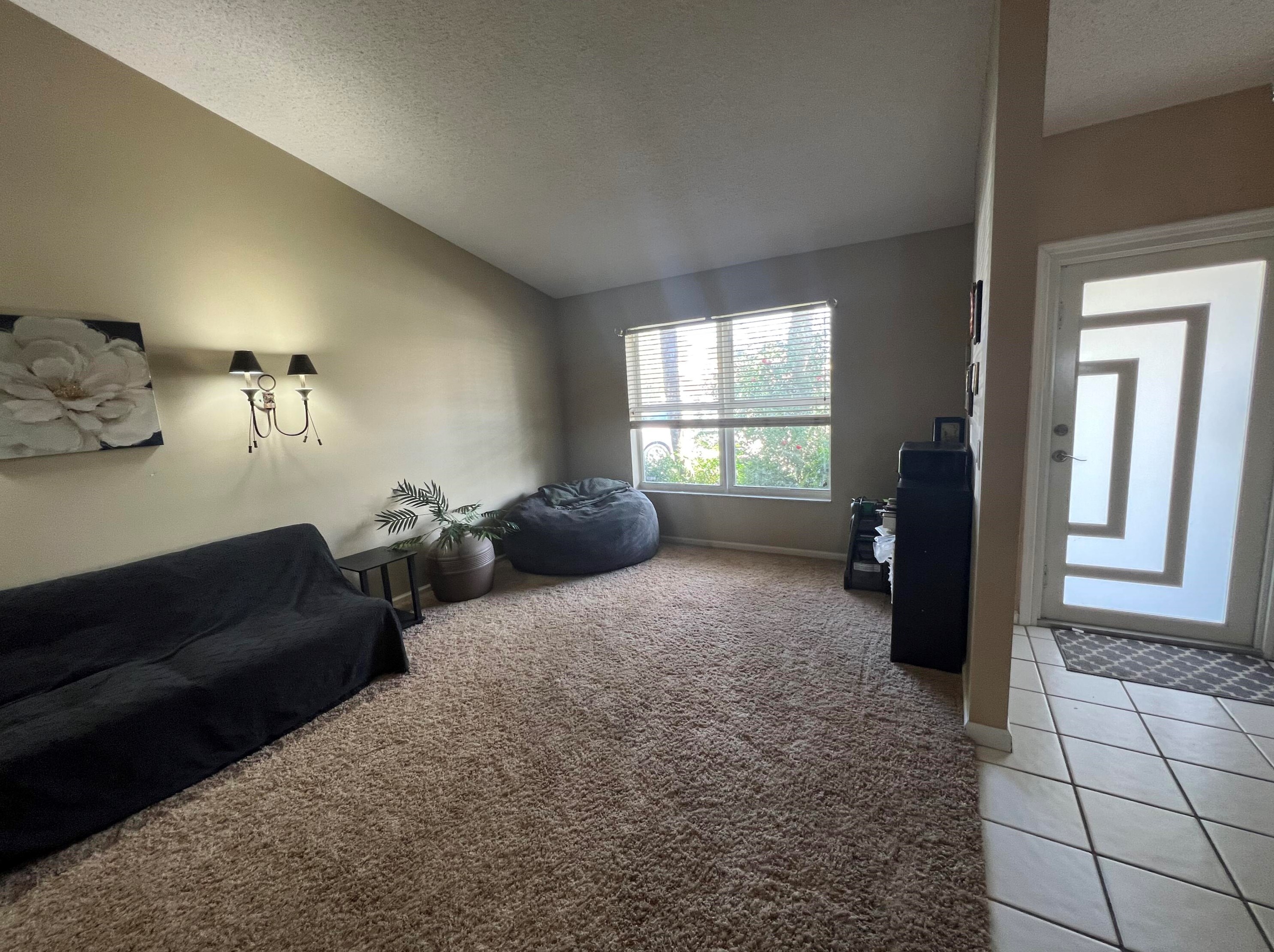 7312 Heathley Dr, Lake Worth FL  33467-7729 exterior