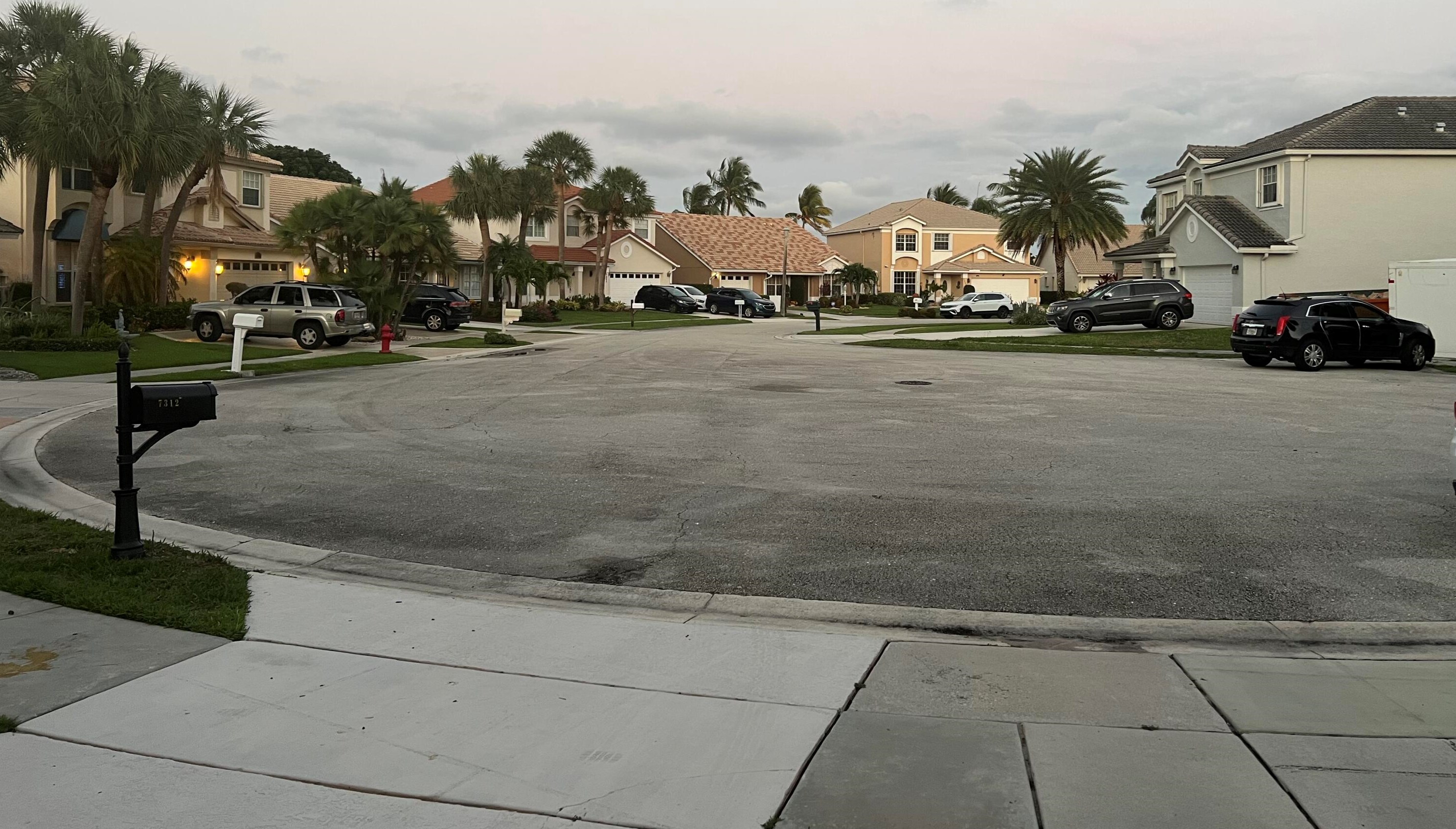 7312 Heathley Dr, Lake Worth FL  33467-7729 exterior