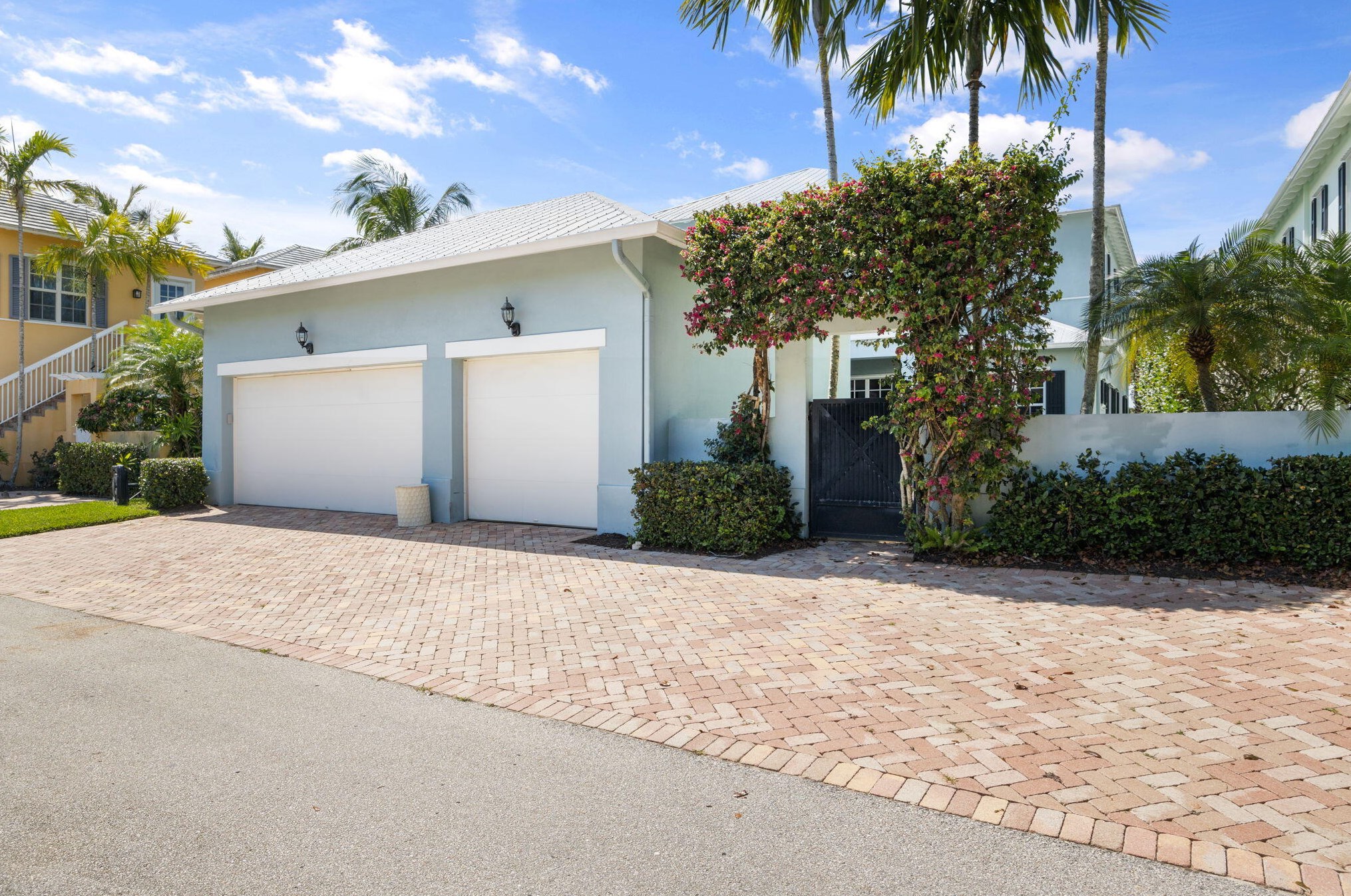 202 Botanica Dr, Jupiter FL  33458-7120 exterior