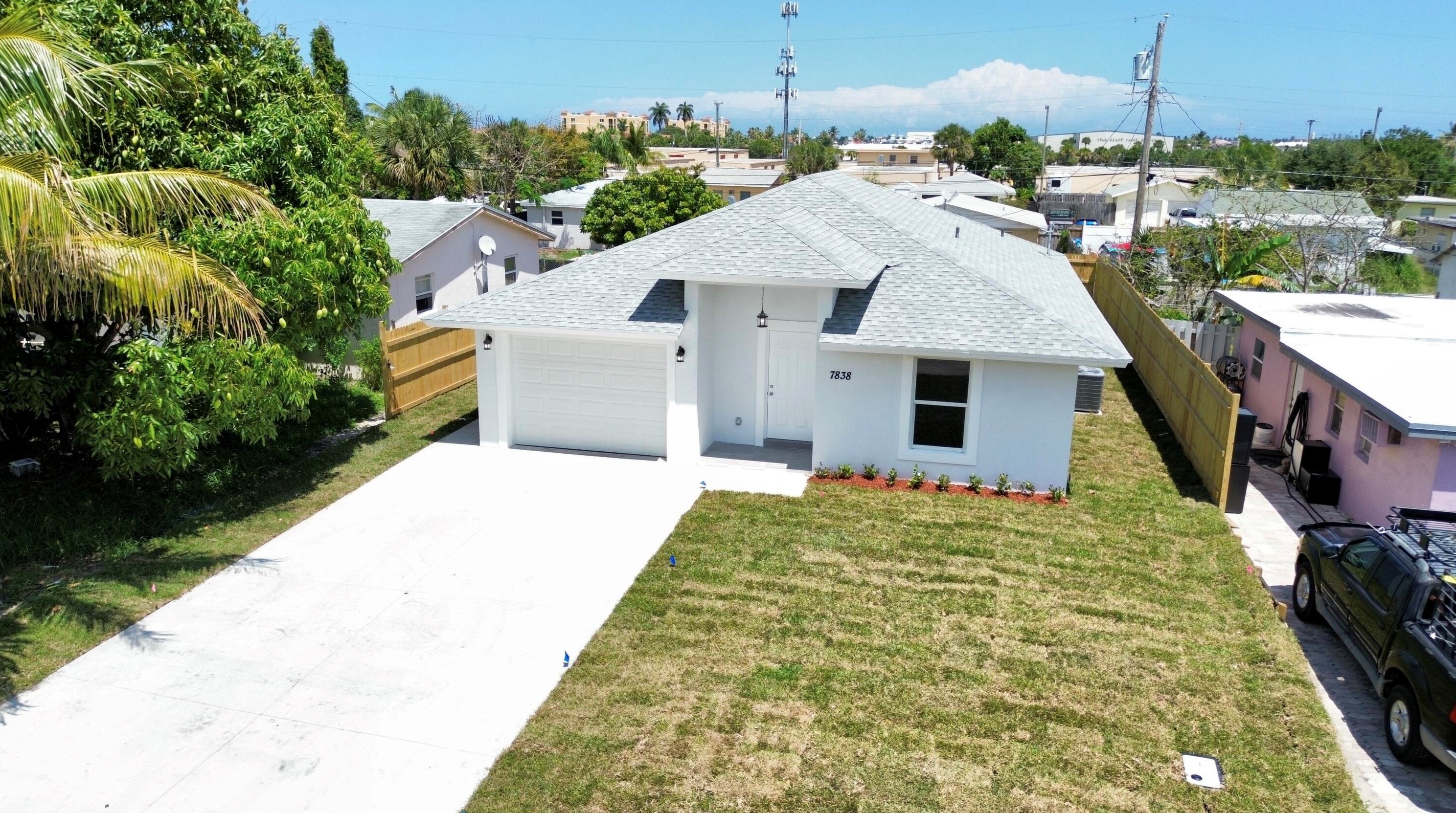 7838 Terrace Rd, Lake Worth FL  33462-6146 exterior