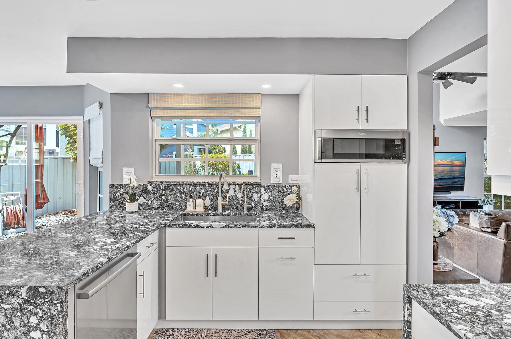 5044 Pointe Emerald Ln, Boca Raton FL  33486-1487 exterior