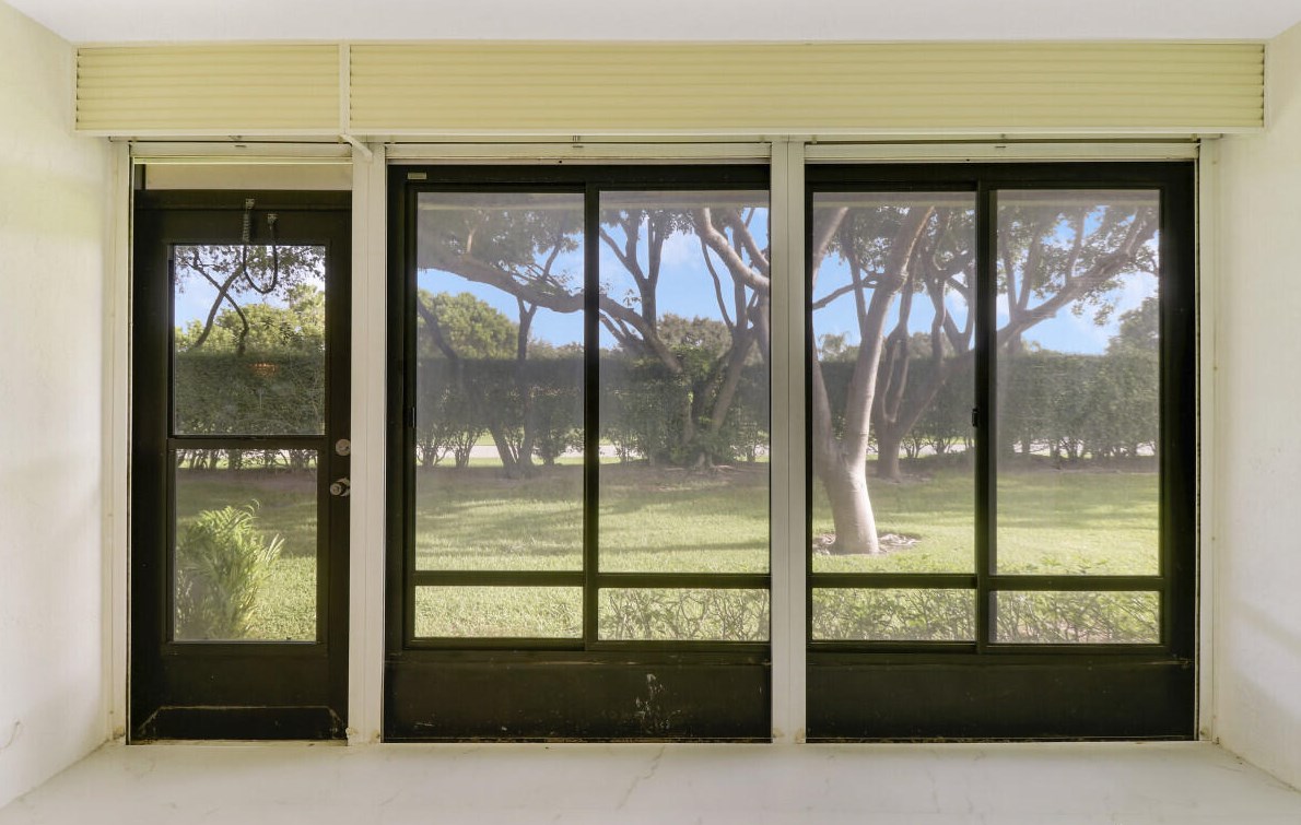 8273 Springtree Rd, Boca Raton FL 33496-5112 exterior