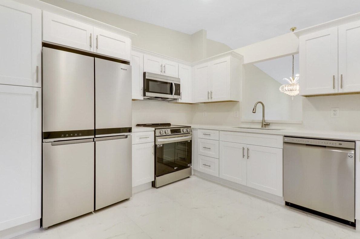 8273 Springtree Rd, Boca Raton FL 33496-5112 exterior