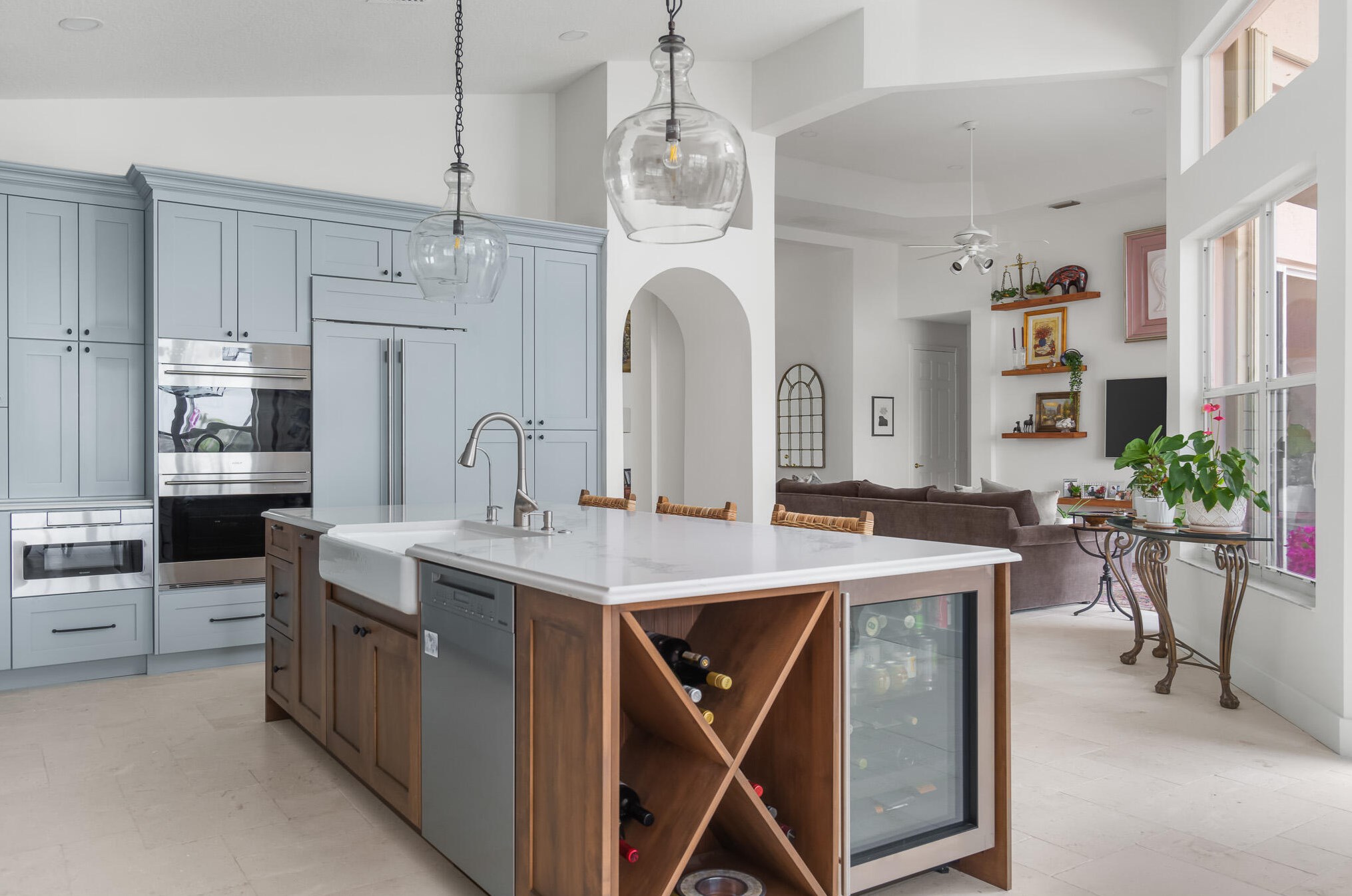 6806 Fiji Cir, Boynton Beach FL  33437-7022 exterior