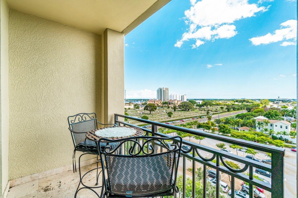 550 Okeechobee Blvd #824, West Palm Beach, FL 33401