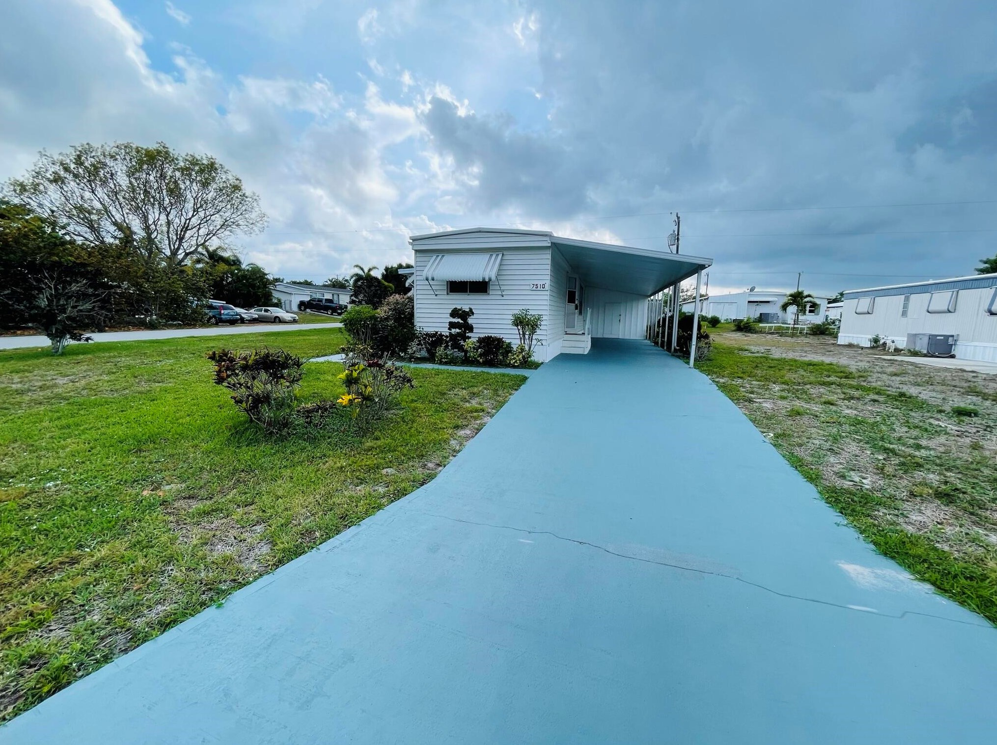 7510 Eagle Ave, Hobe Sound FL  33455-4592 exterior
