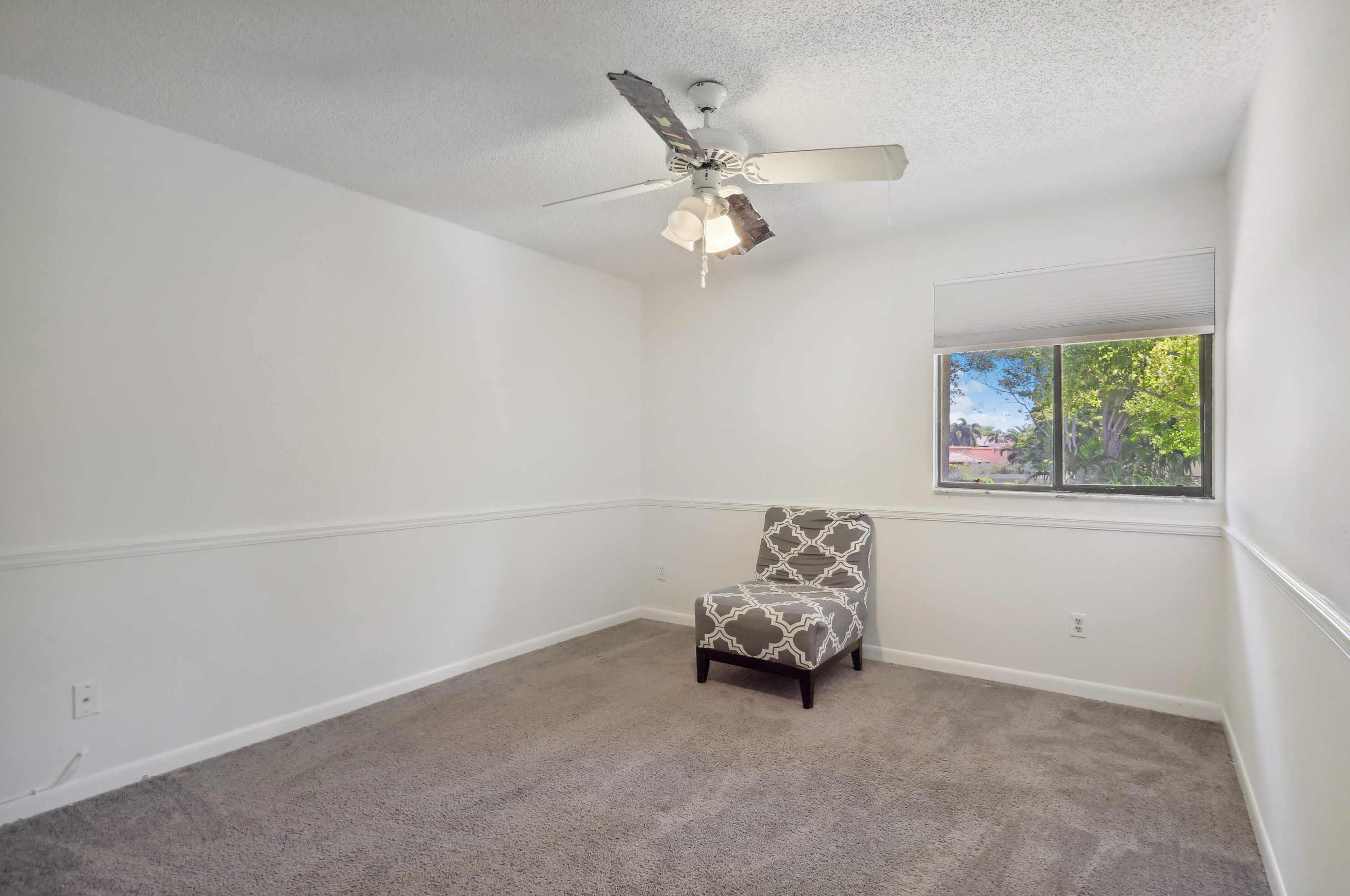 6565 Parkview Dr, Boca Raton FL  33433-6691 exterior