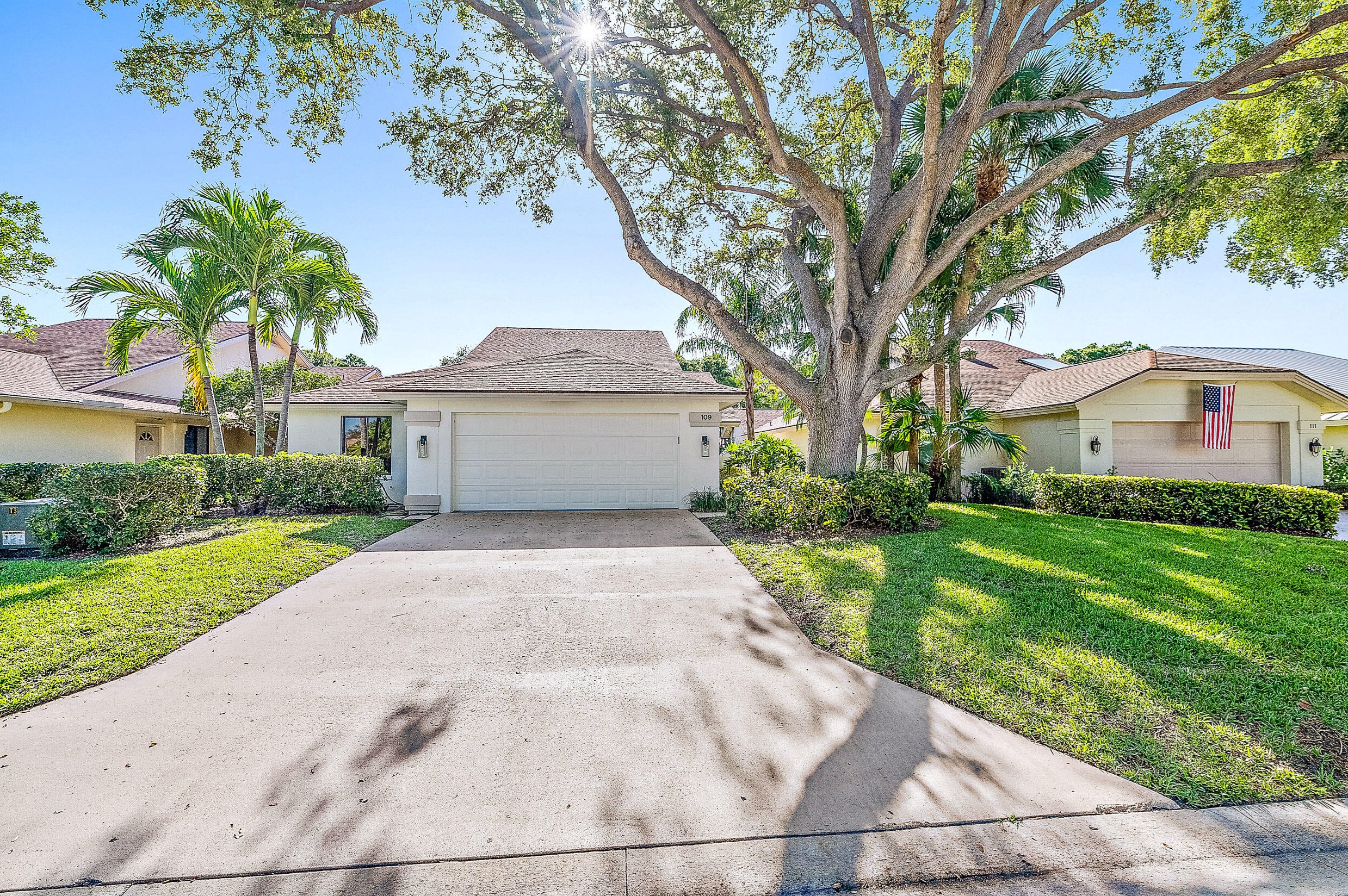 109 Harbourside Cir, Jupiter FL  33477-9316 exterior