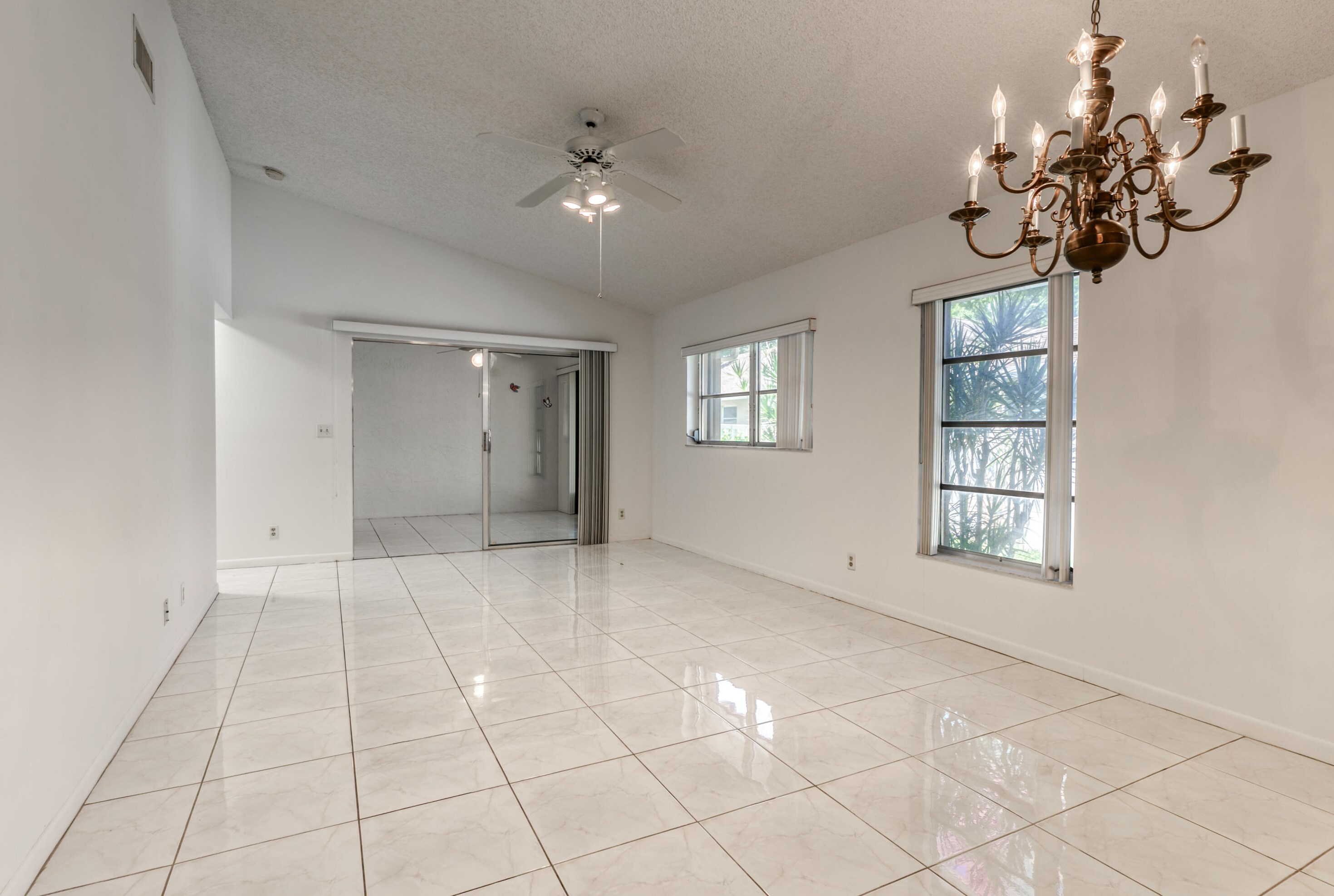 8294 Springtree Rd, Boca Raton FL 33496-5128 exterior