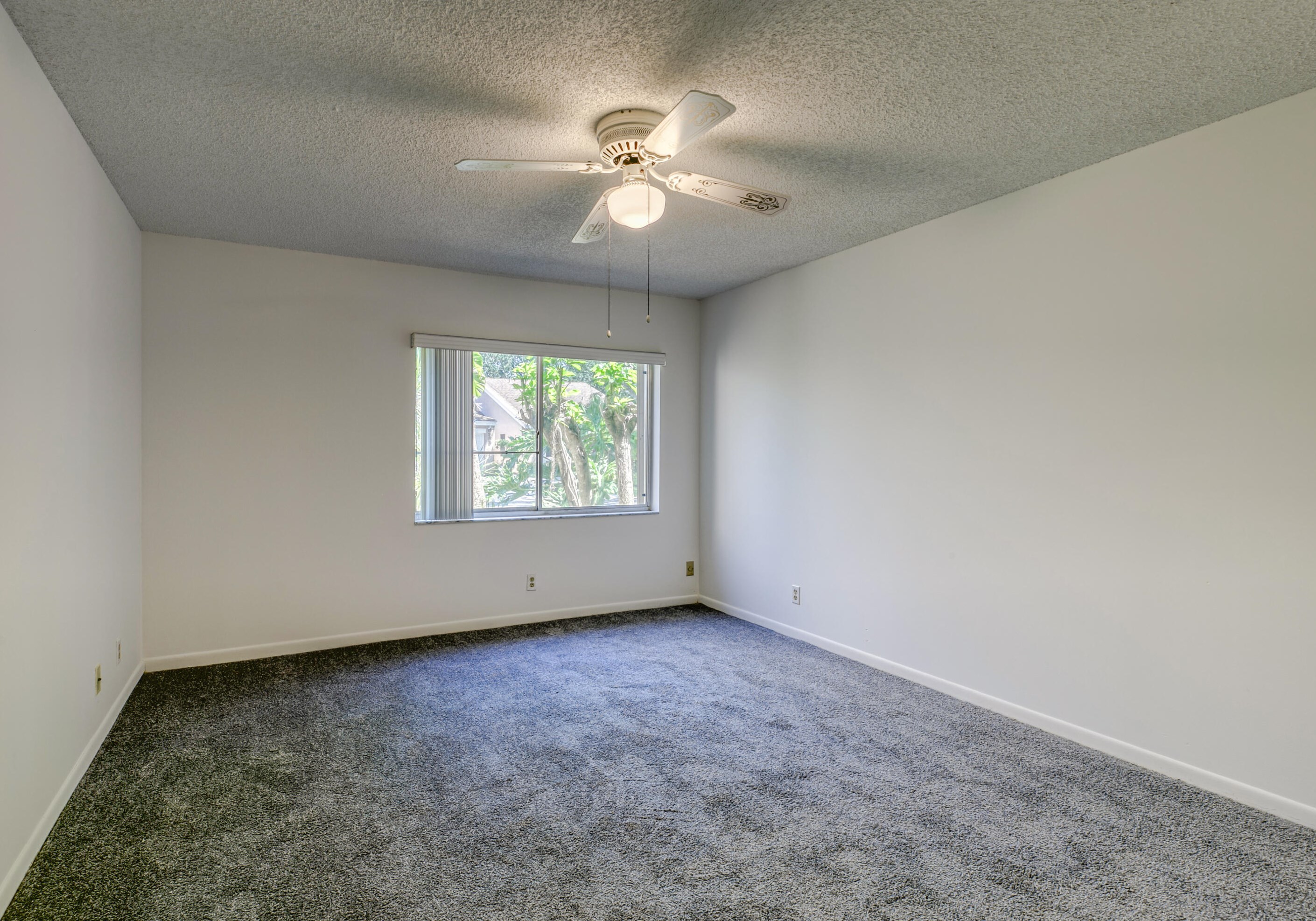 8294 Springtree Rd, Boca Raton FL 33496-5128 exterior