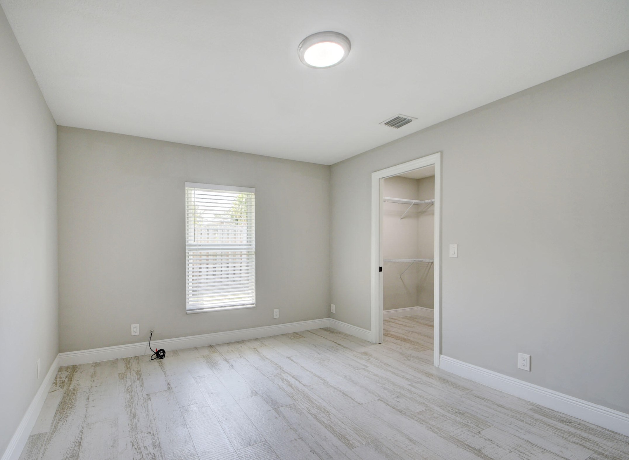 1425 Federal Hwy, Lake Worth FL  33460-1942 exterior