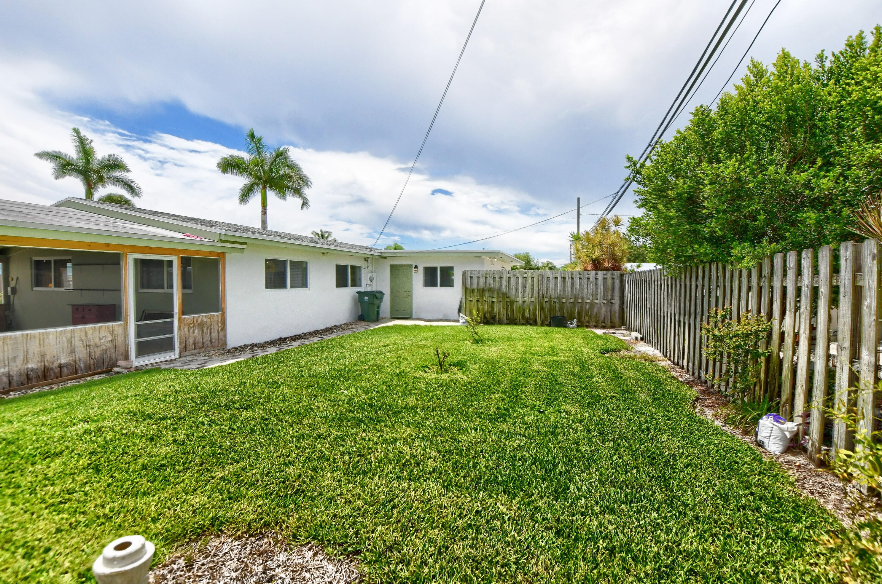 381 28th Ter, Boca Raton FL  33431-6834 exterior