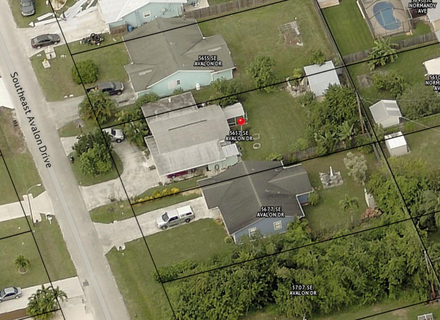 5657 Avalon Dr, Stuart FL  34997-8508 exterior