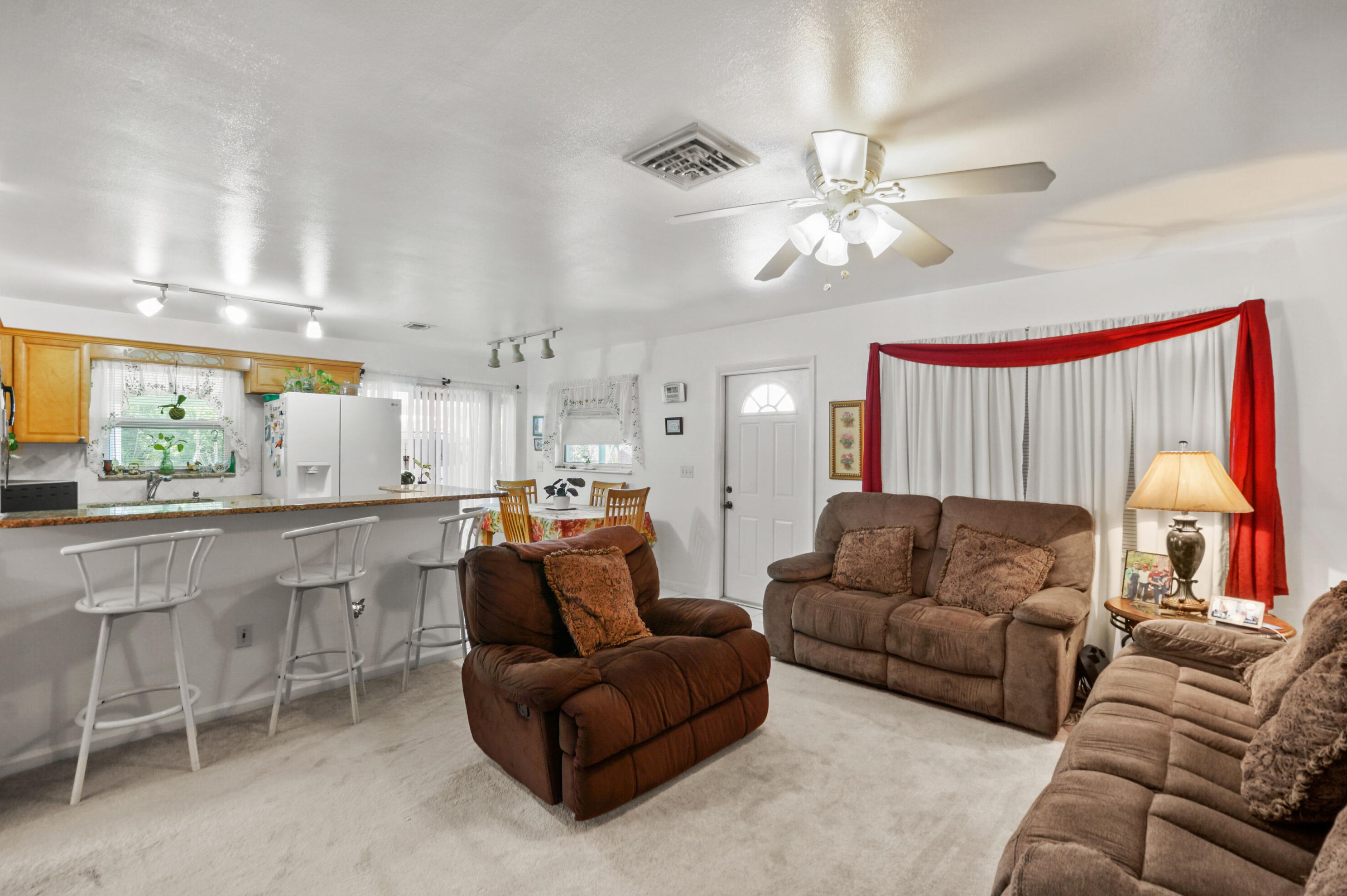 5657 Avalon Dr, Stuart FL  34997-8508 exterior